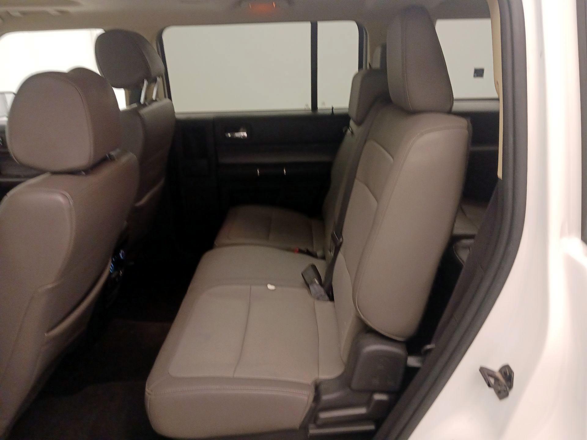 Thumbnail: 2019 Ford Flex - 20