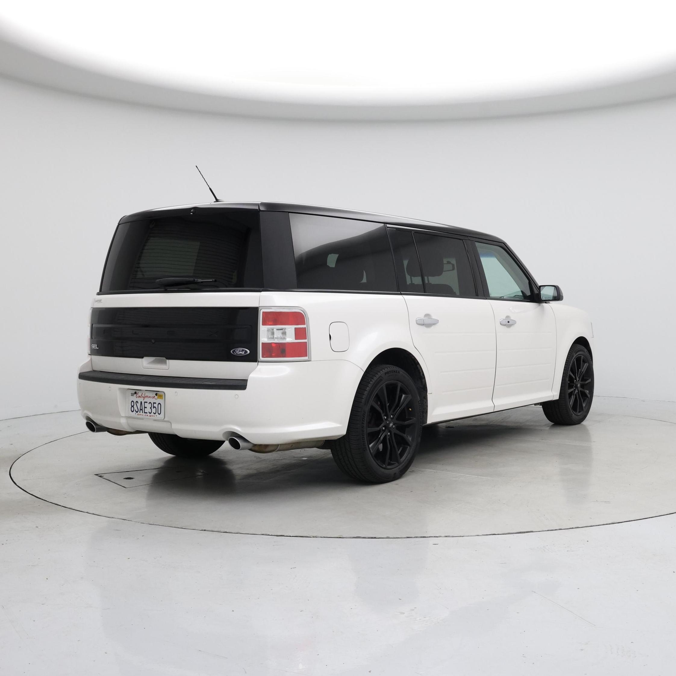 Thumbnail: 2019 Ford Flex - 8