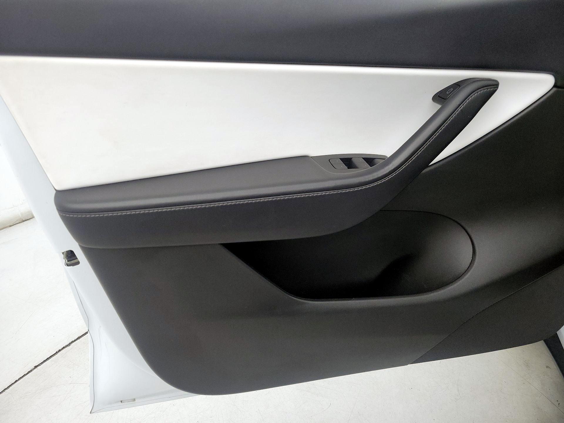 Thumbnail: 2021 Tesla Model Y - 12