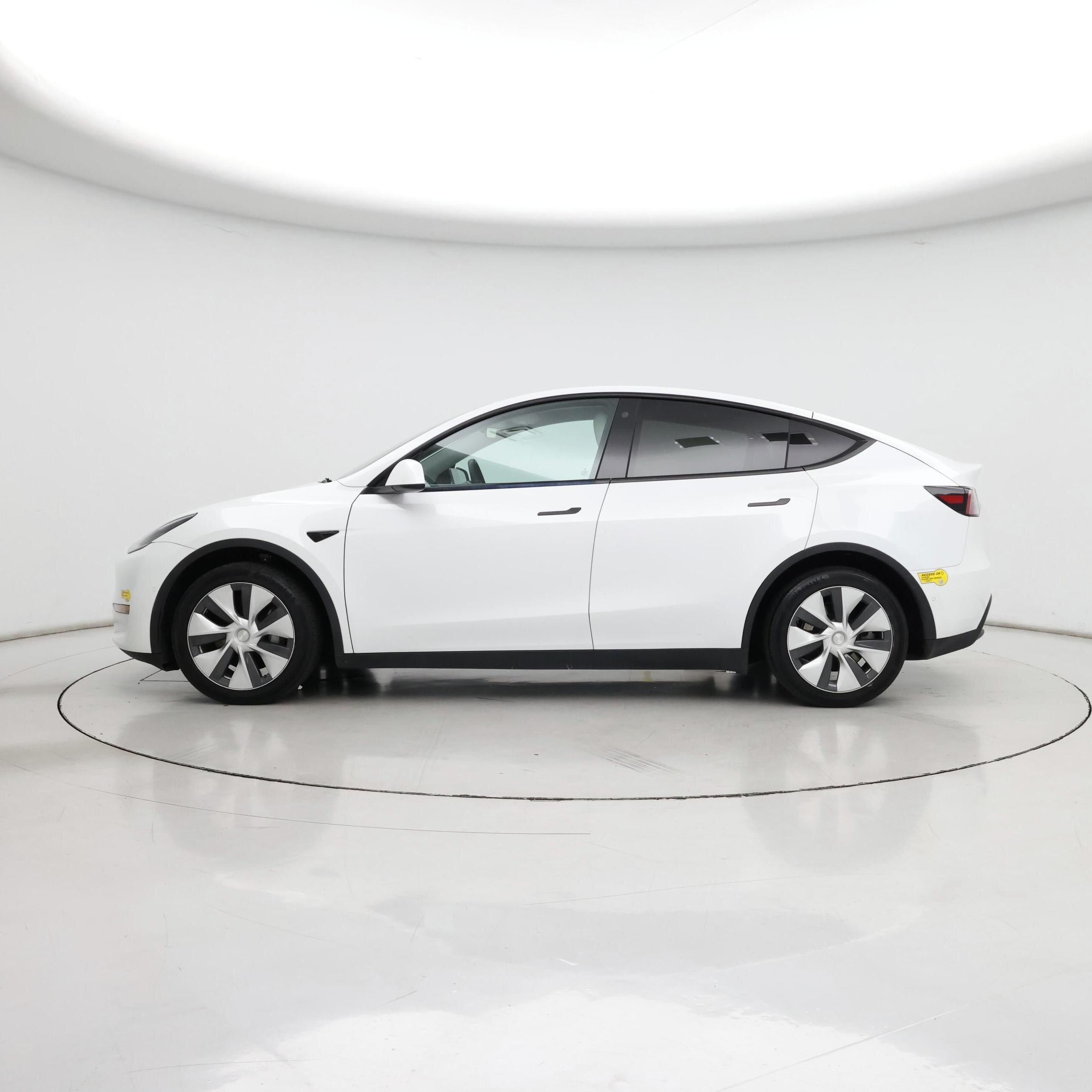 Thumbnail: 2021 Tesla Model Y - 3