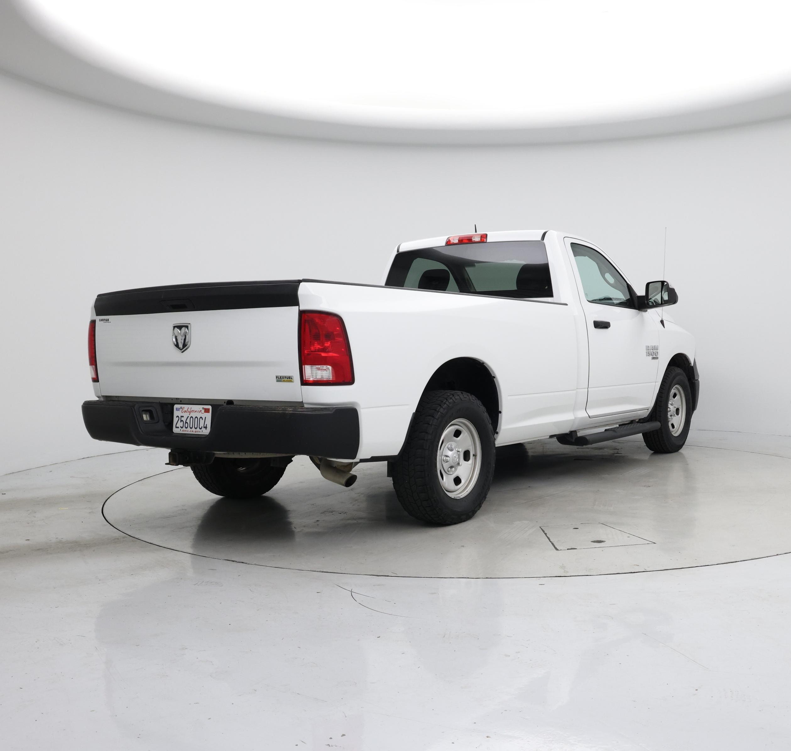 Thumbnail: 2019 RAM 1500 Classic - 8
