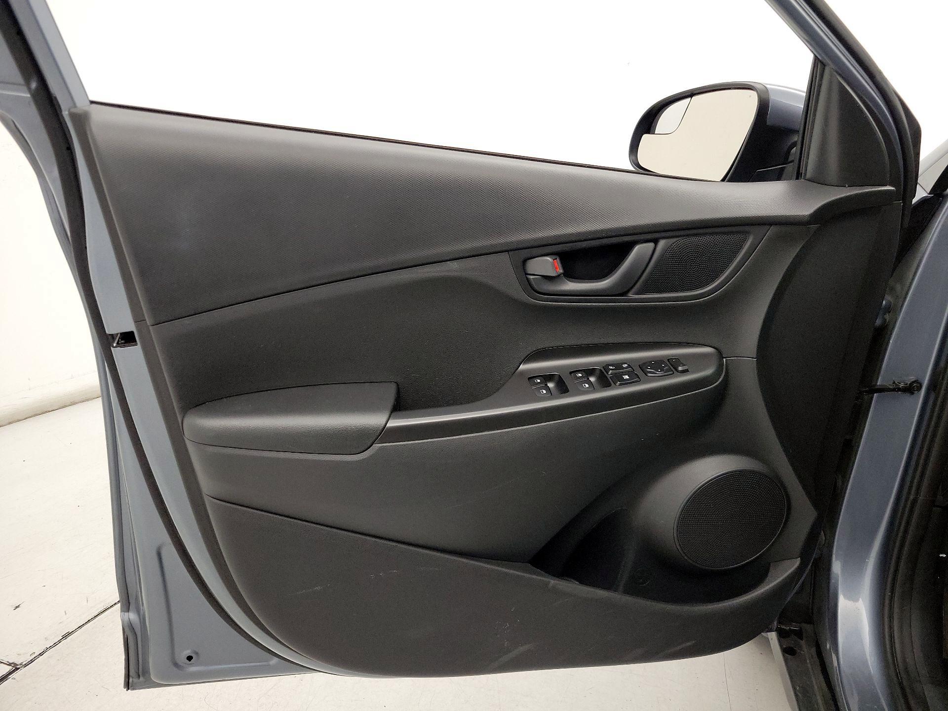 Thumbnail: 2019 Hyundai Kona - 12