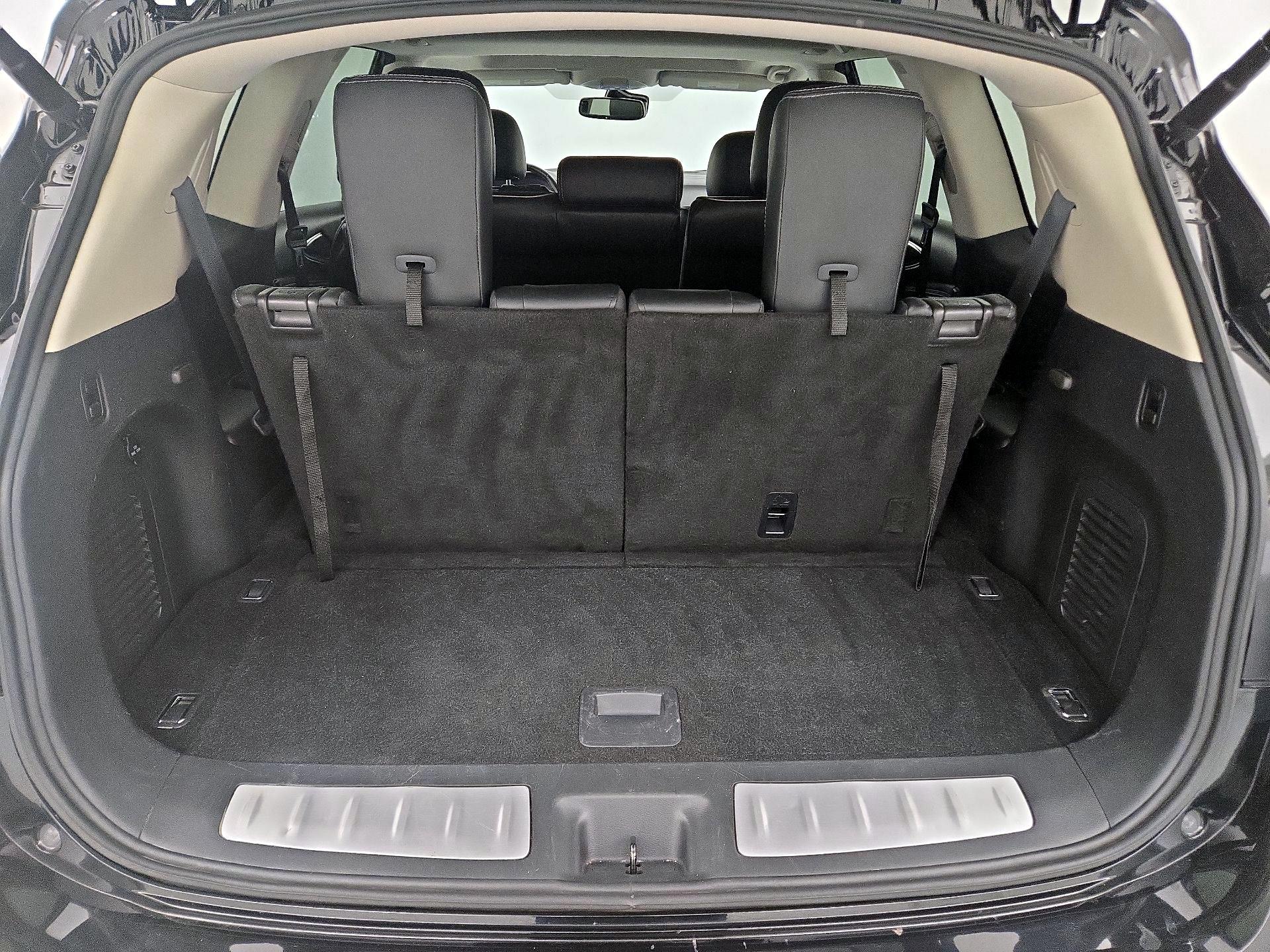Thumbnail: 2019 INFINITI QX60 - 19