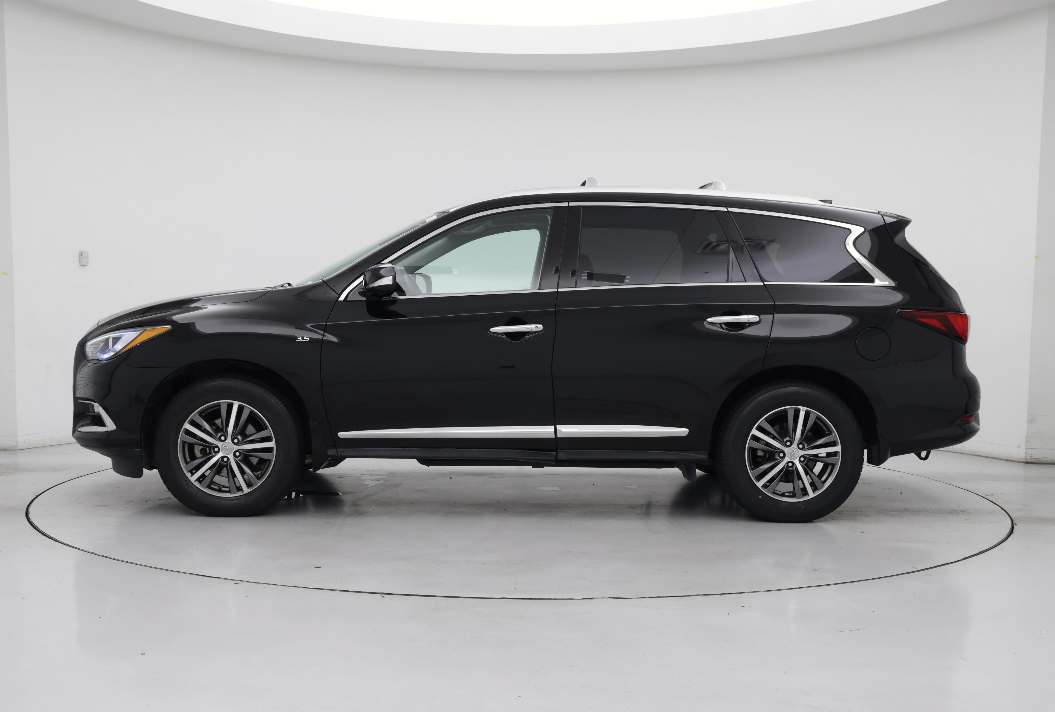 Thumbnail: 2019 INFINITI QX60 - 3