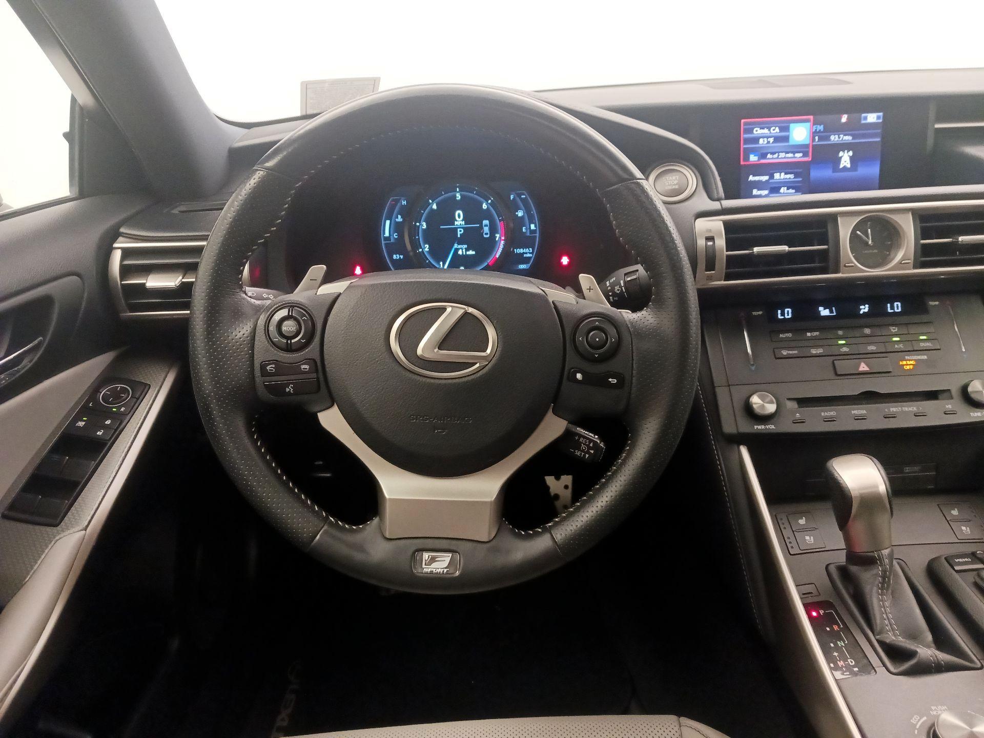 Thumbnail: 2015 Lexus IS - 10