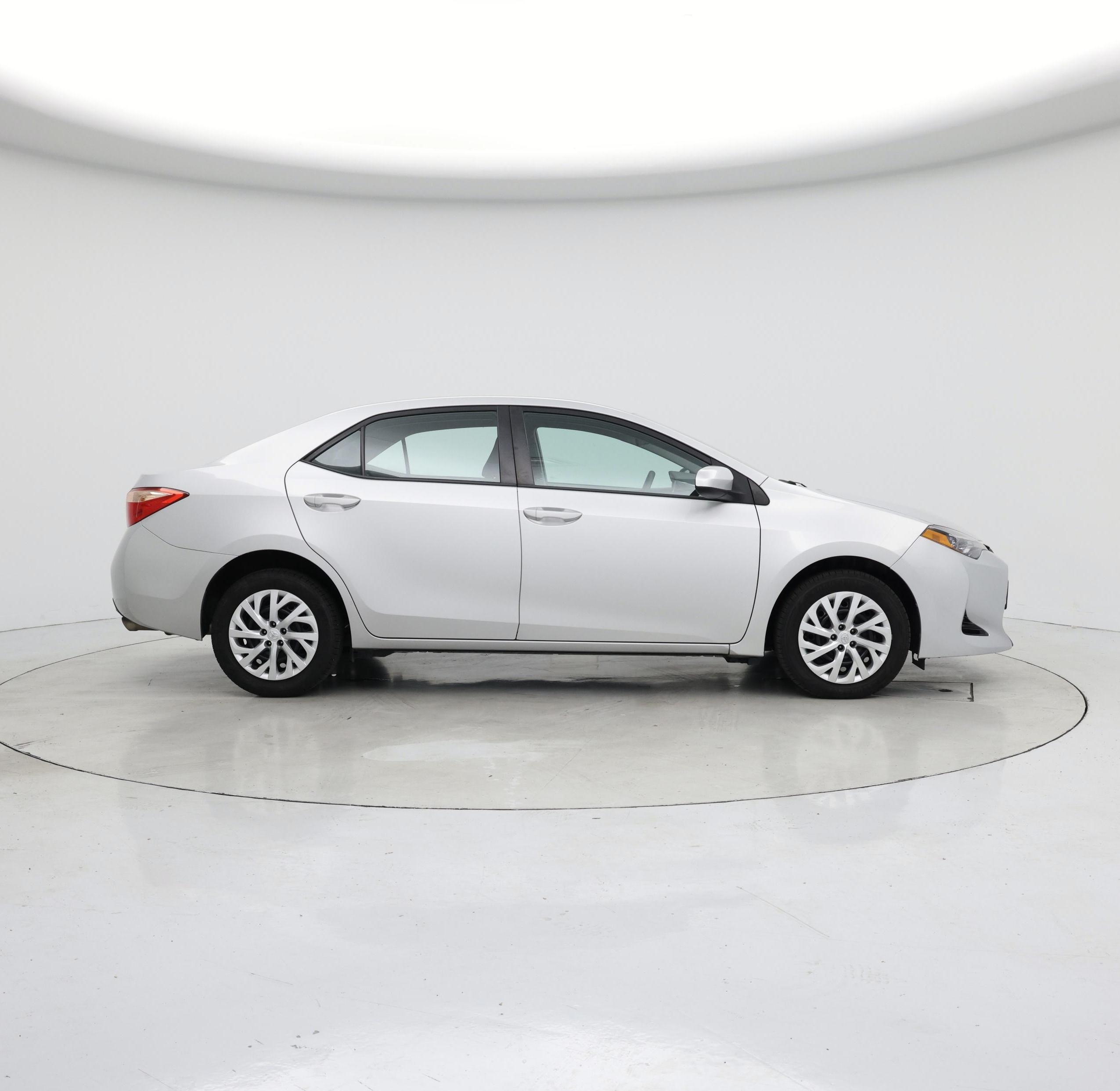 Thumbnail: 2017 Toyota Corolla - 7