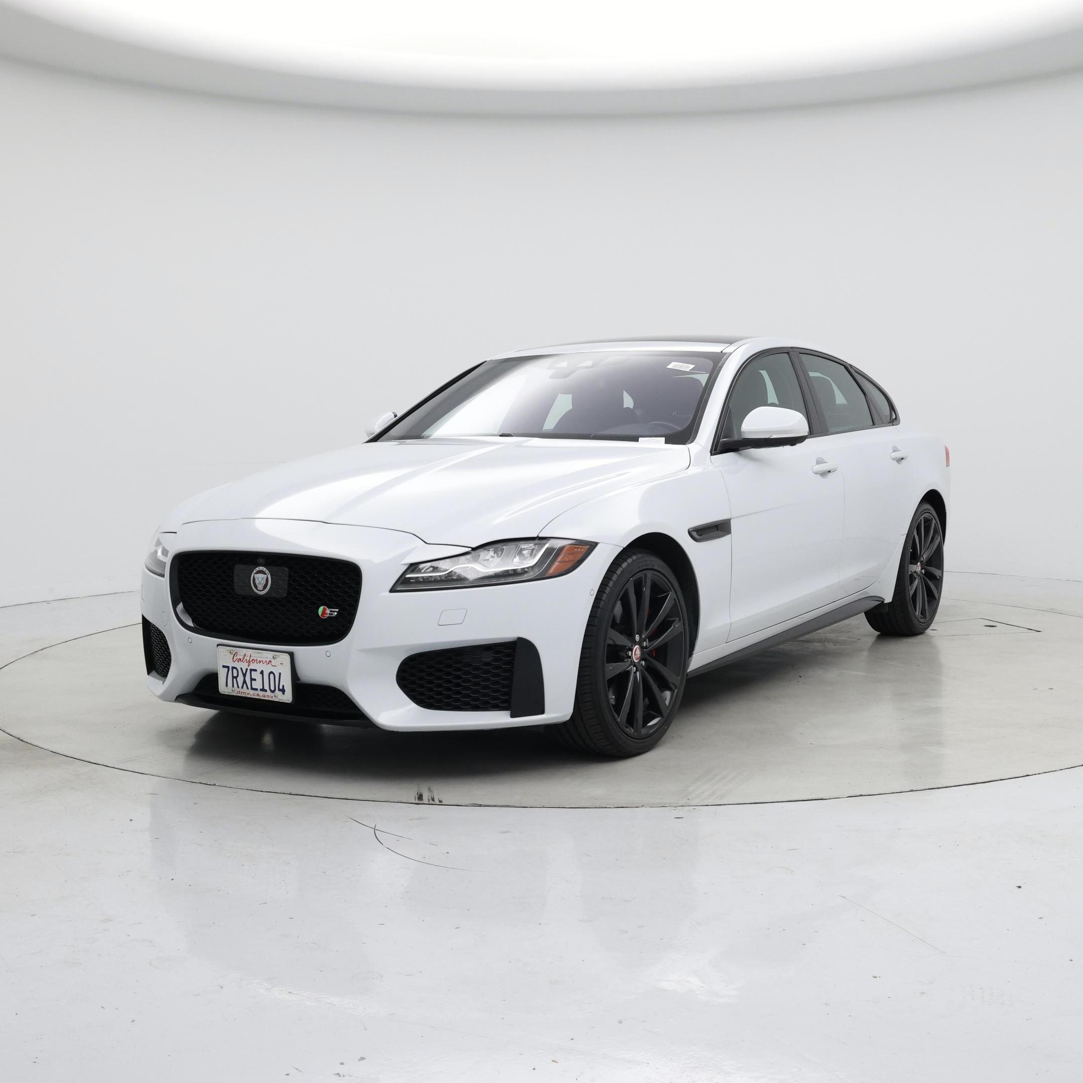 Thumbnail: 2016 Jaguar XF - 4