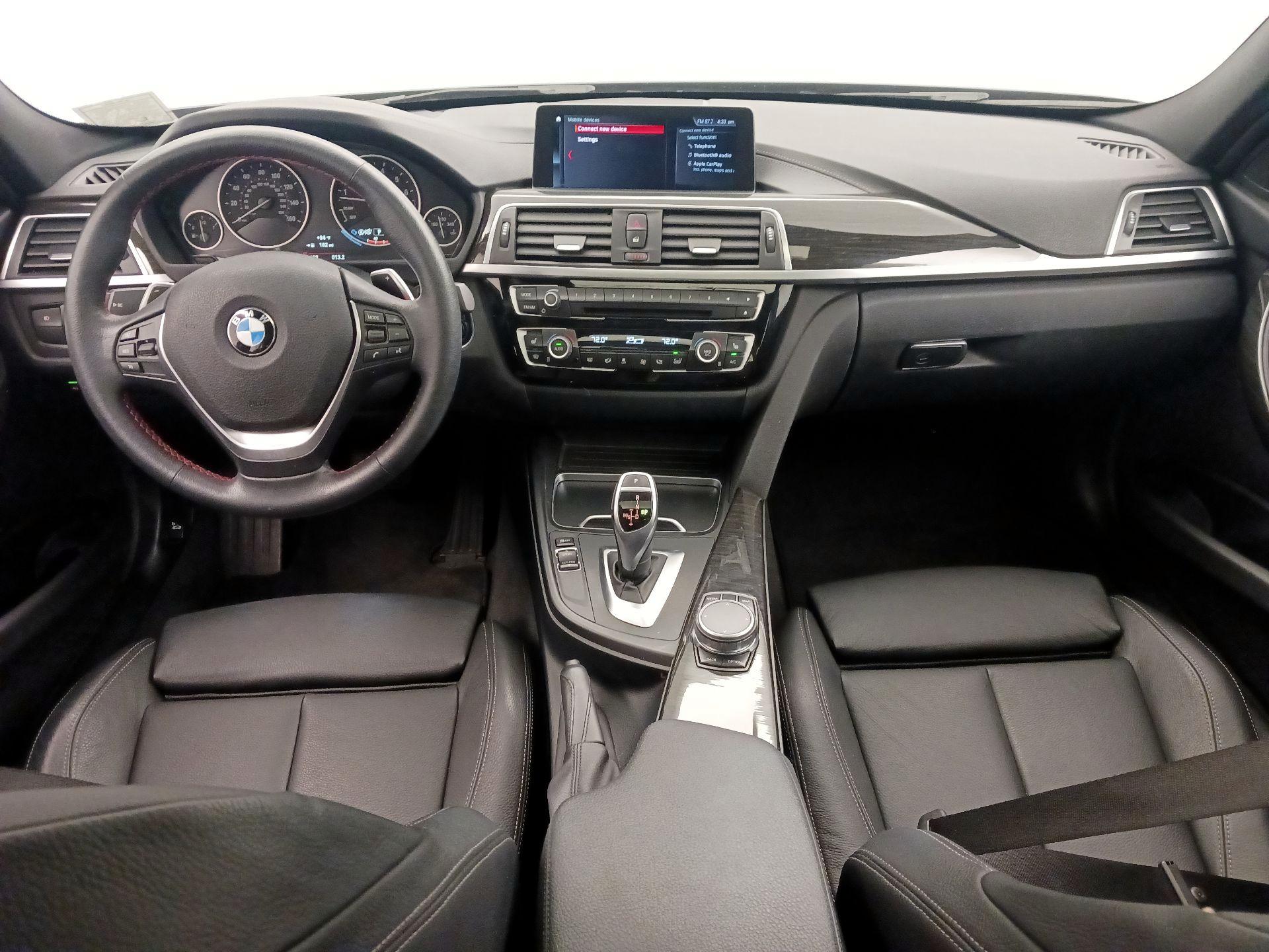 Thumbnail: 2018 BMW 3 Series - 9