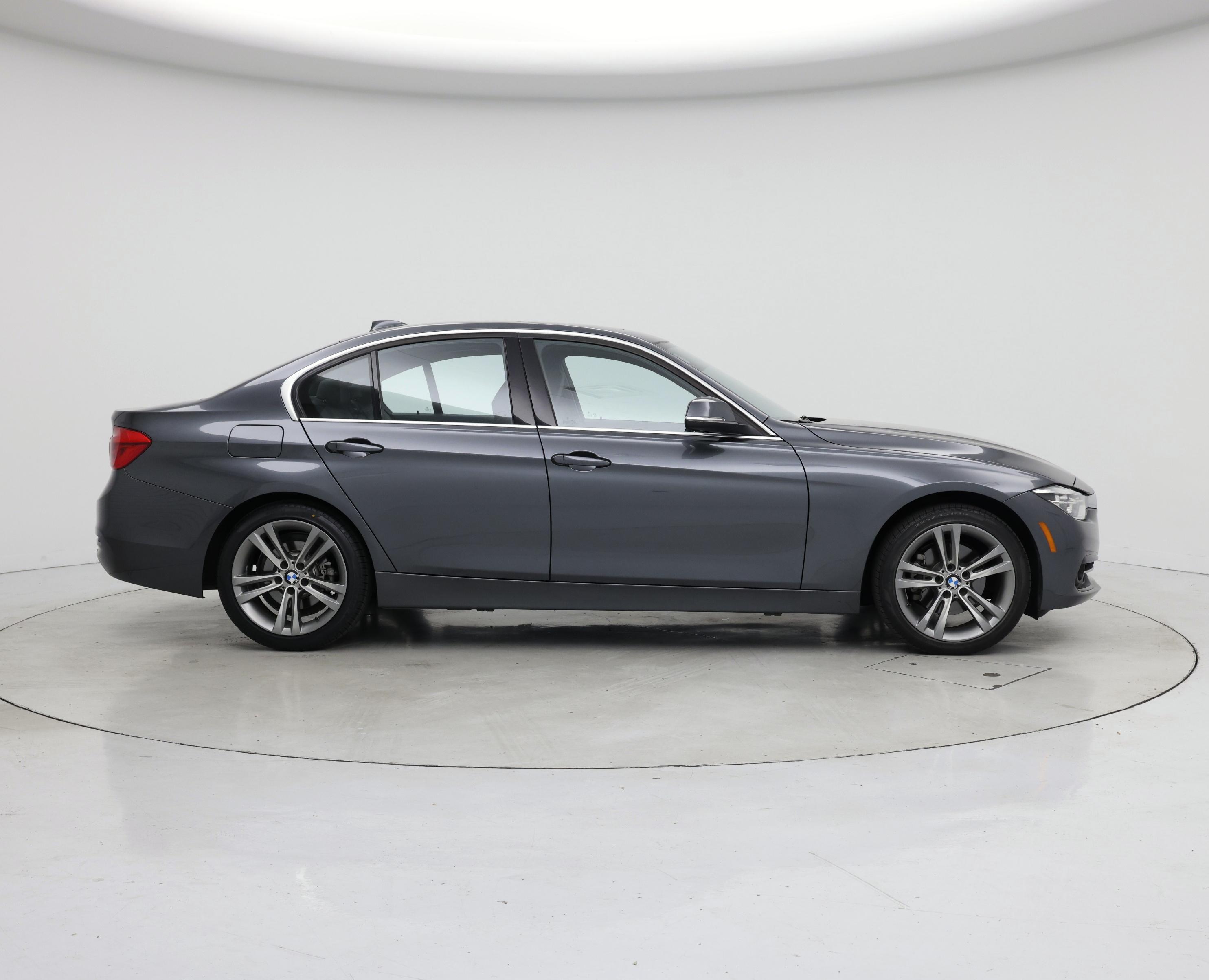 Thumbnail: 2018 BMW 3 Series - 7