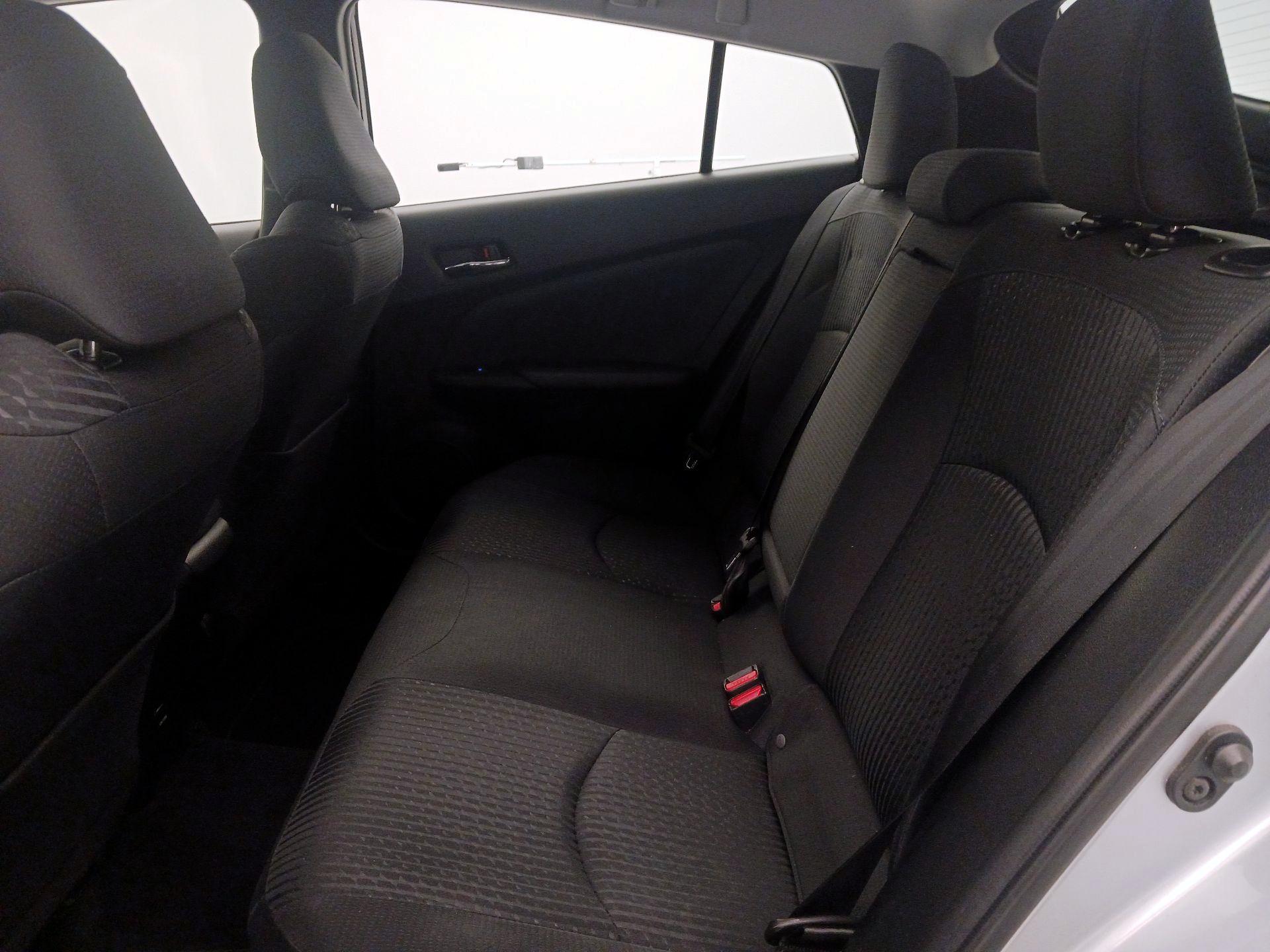 Thumbnail: 2016 Toyota Prius - 20
