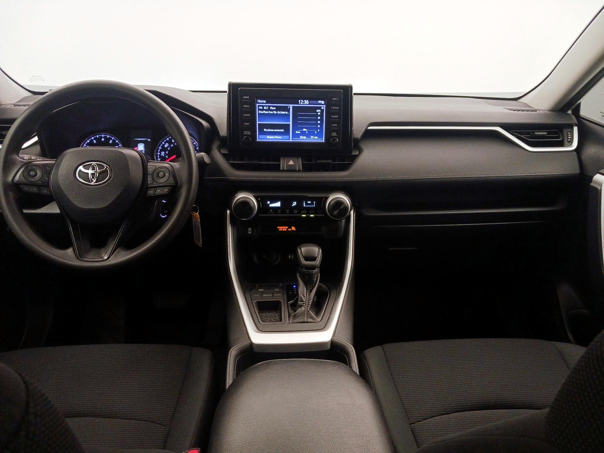 Thumbnail: 2019 Toyota RAV4 - 9