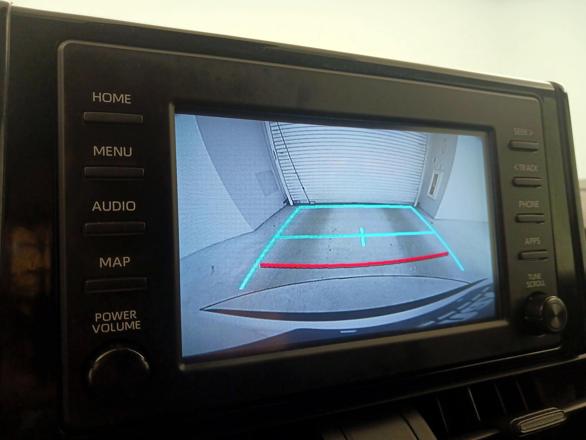 Thumbnail: 2019 Toyota RAV4 - 14