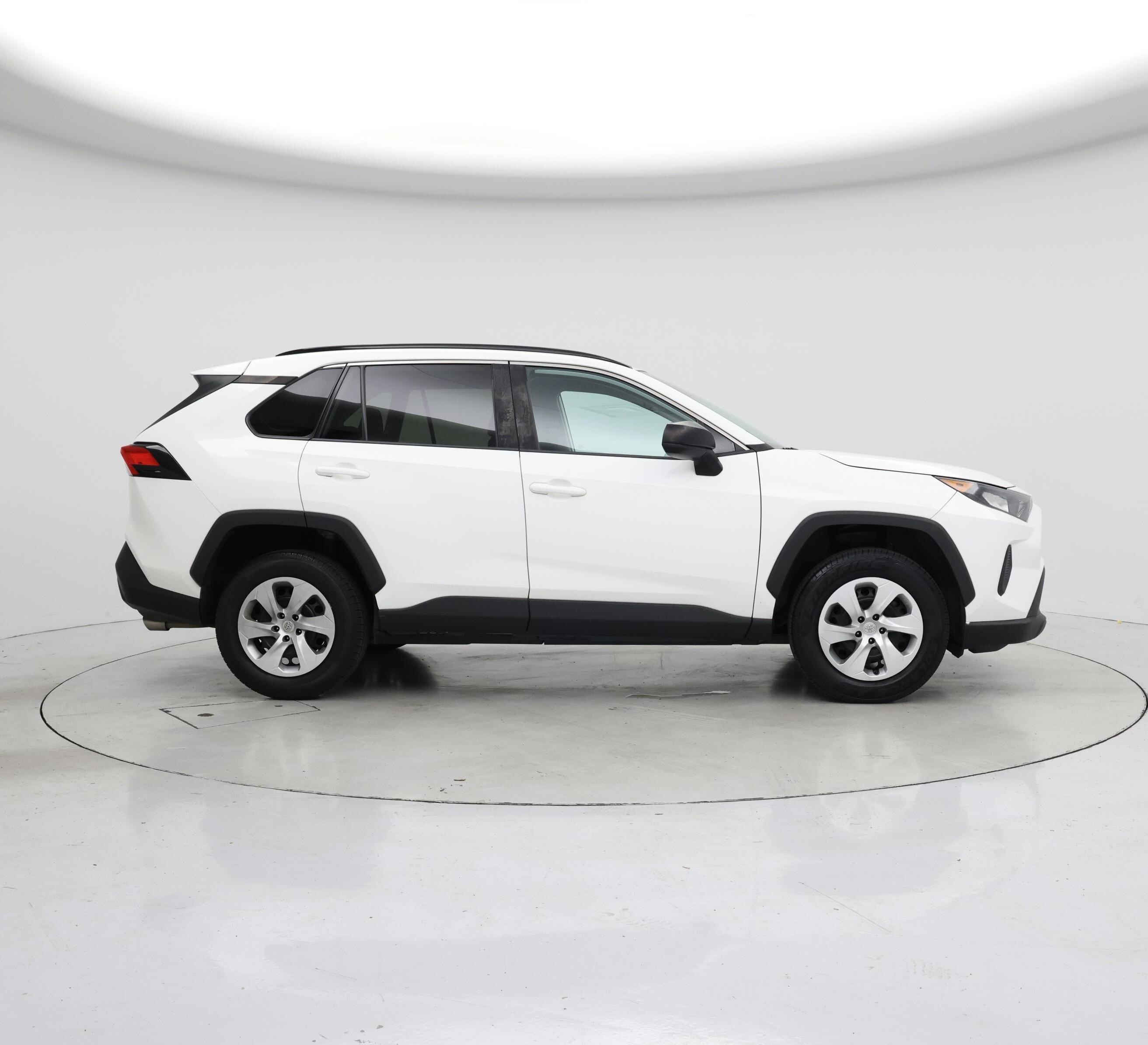 Thumbnail: 2019 Toyota RAV4 - 7