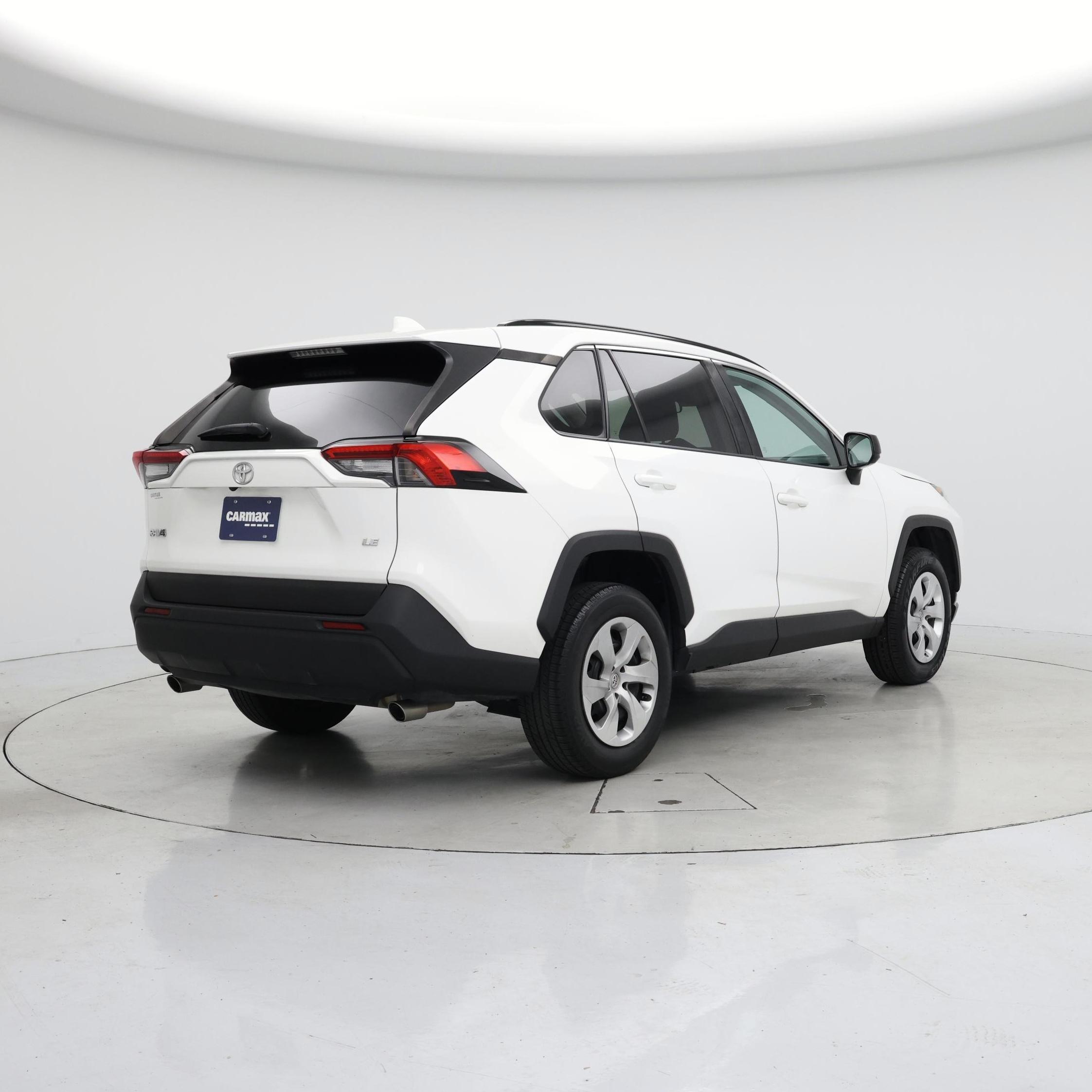 Thumbnail: 2019 Toyota RAV4 - 8