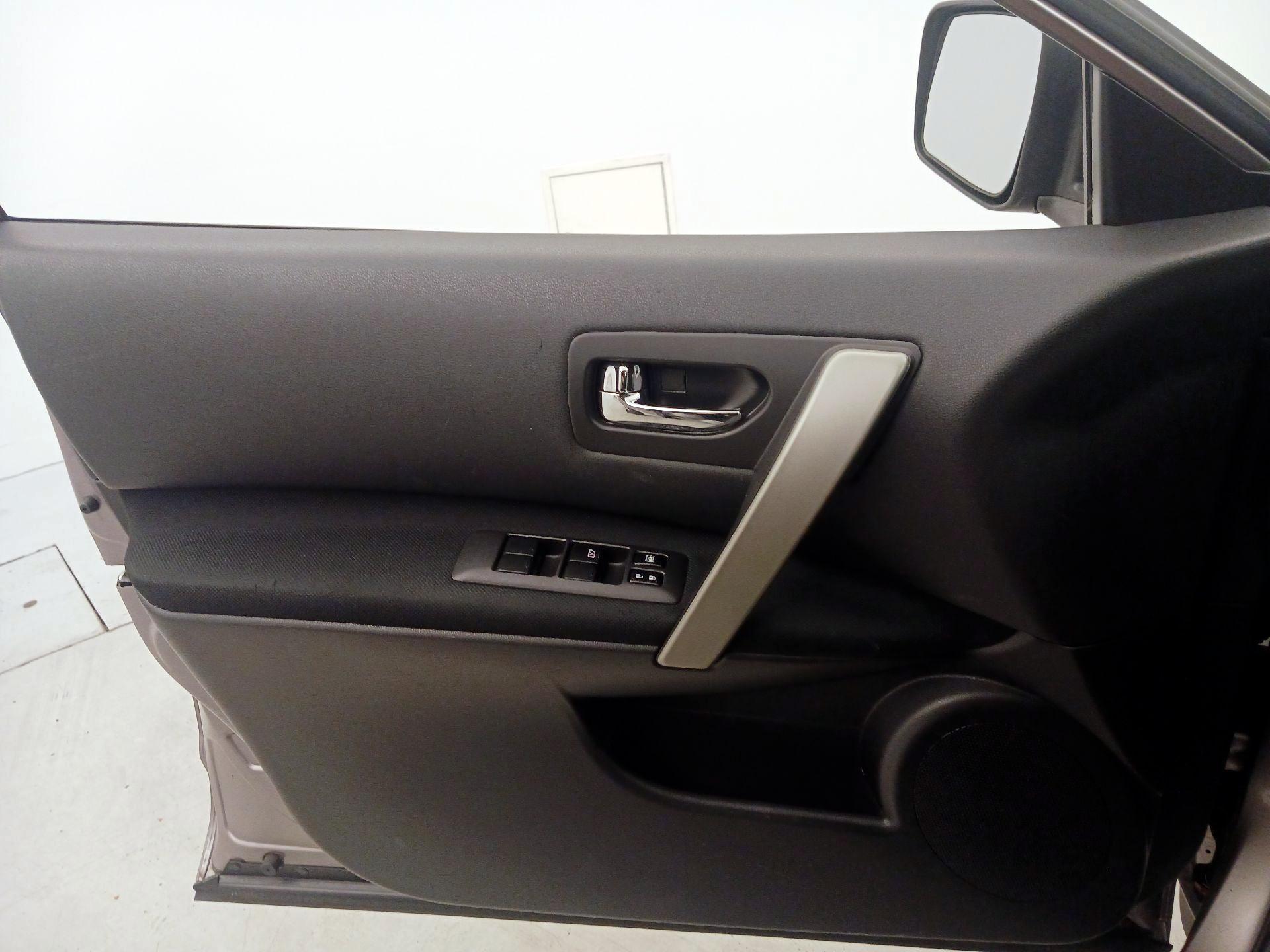 Thumbnail: 2013 Nissan Rogue - 12