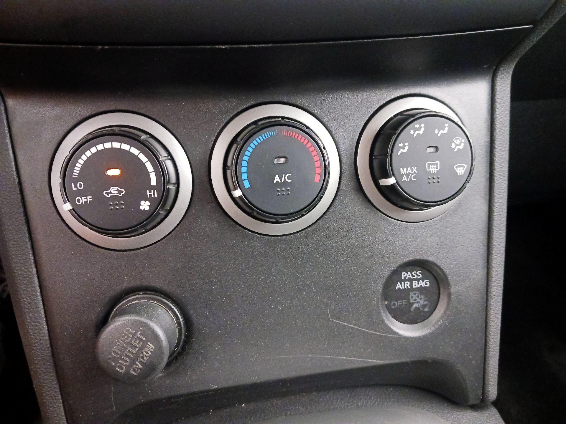 Thumbnail: 2013 Nissan Rogue - 16