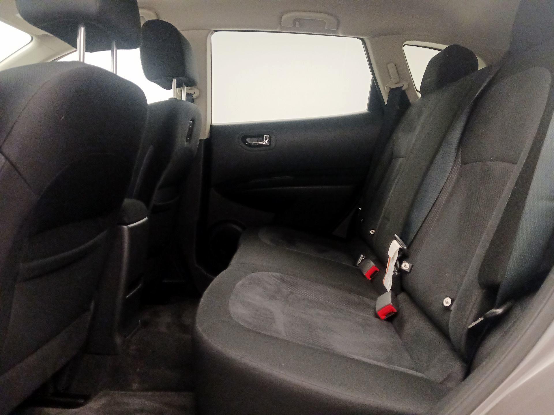 Thumbnail: 2013 Nissan Rogue - 18