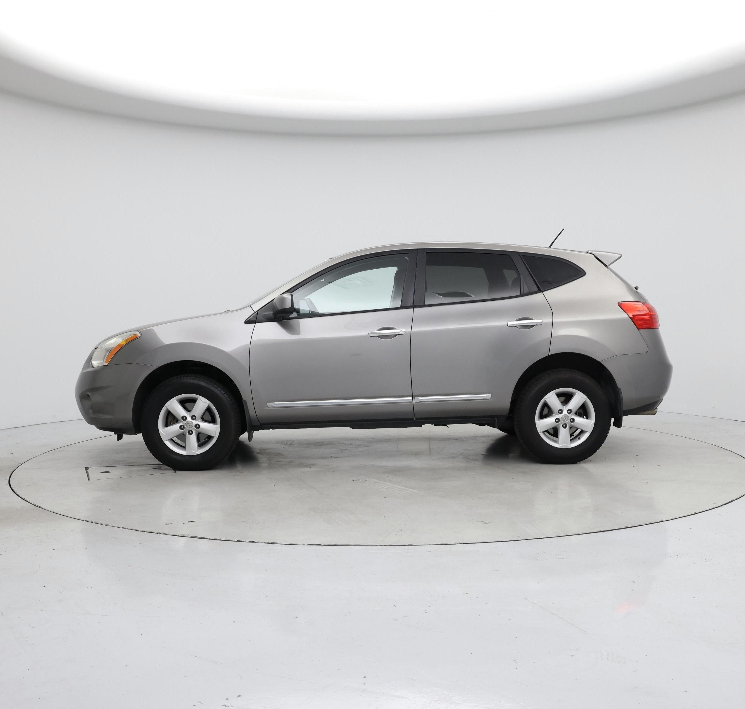 Thumbnail: 2013 Nissan Rogue - 3