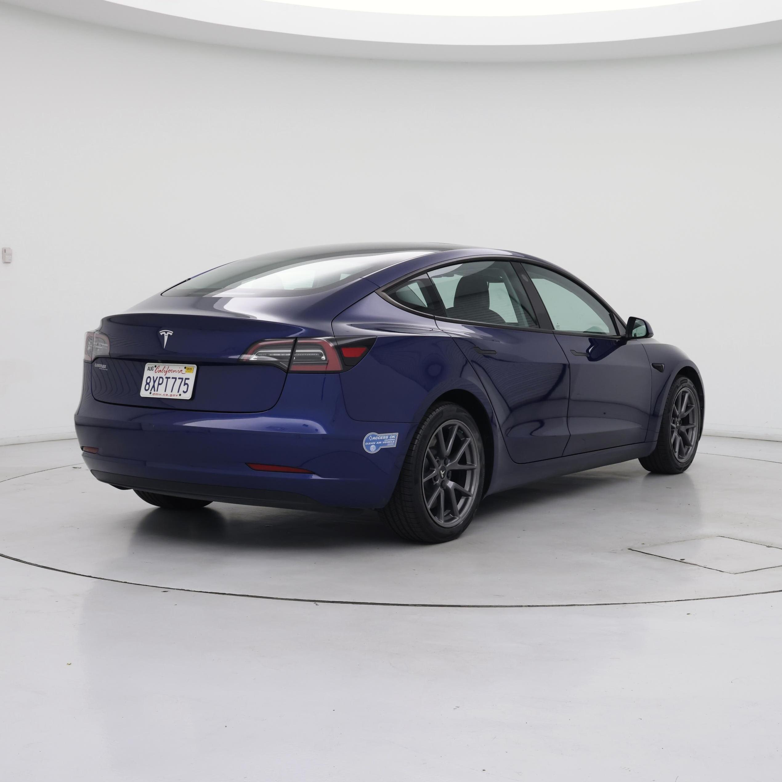 Thumbnail: 2021 Tesla Model 3 - 8