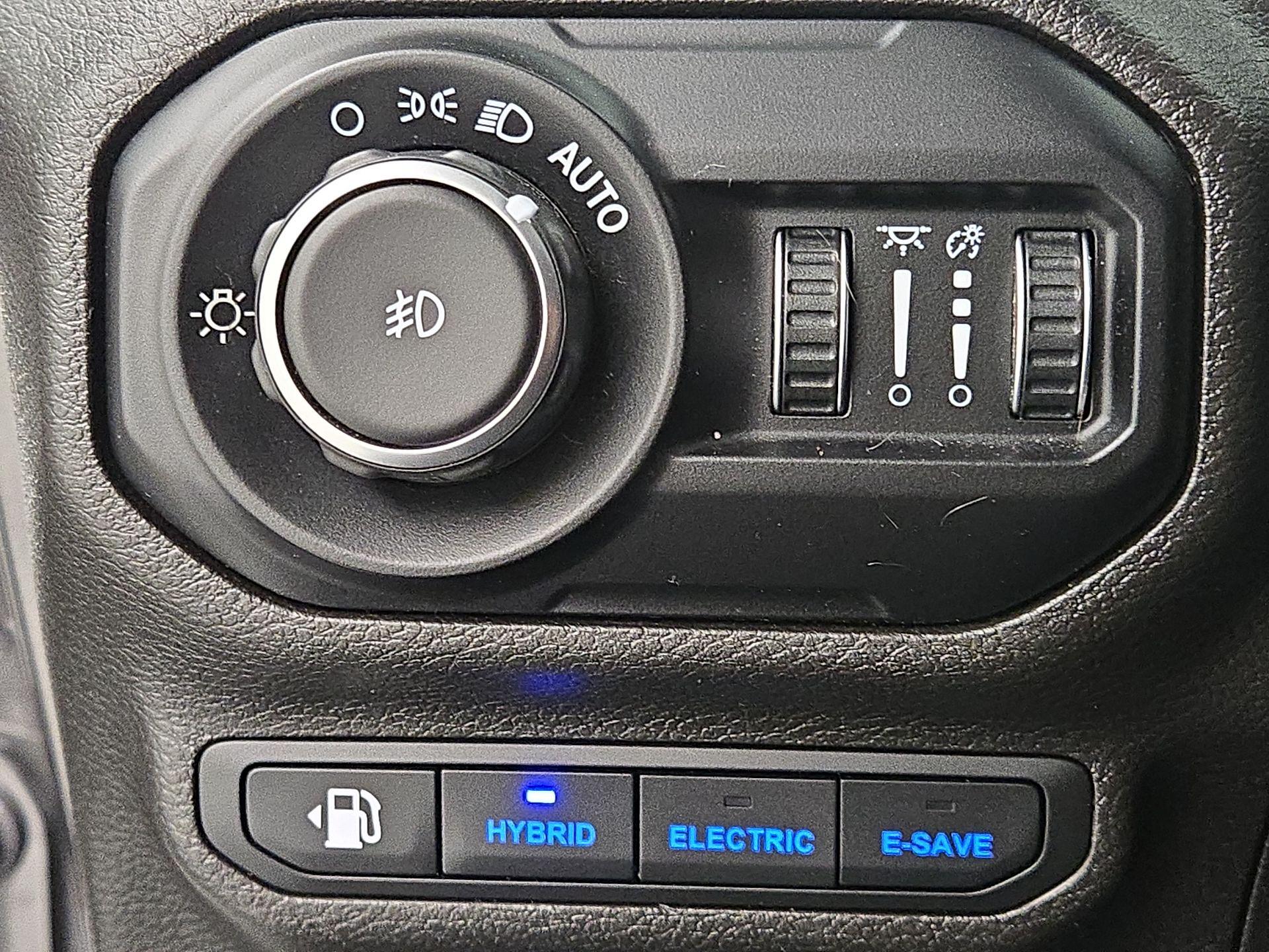 Thumbnail: 2022 Jeep Wrangler - 13