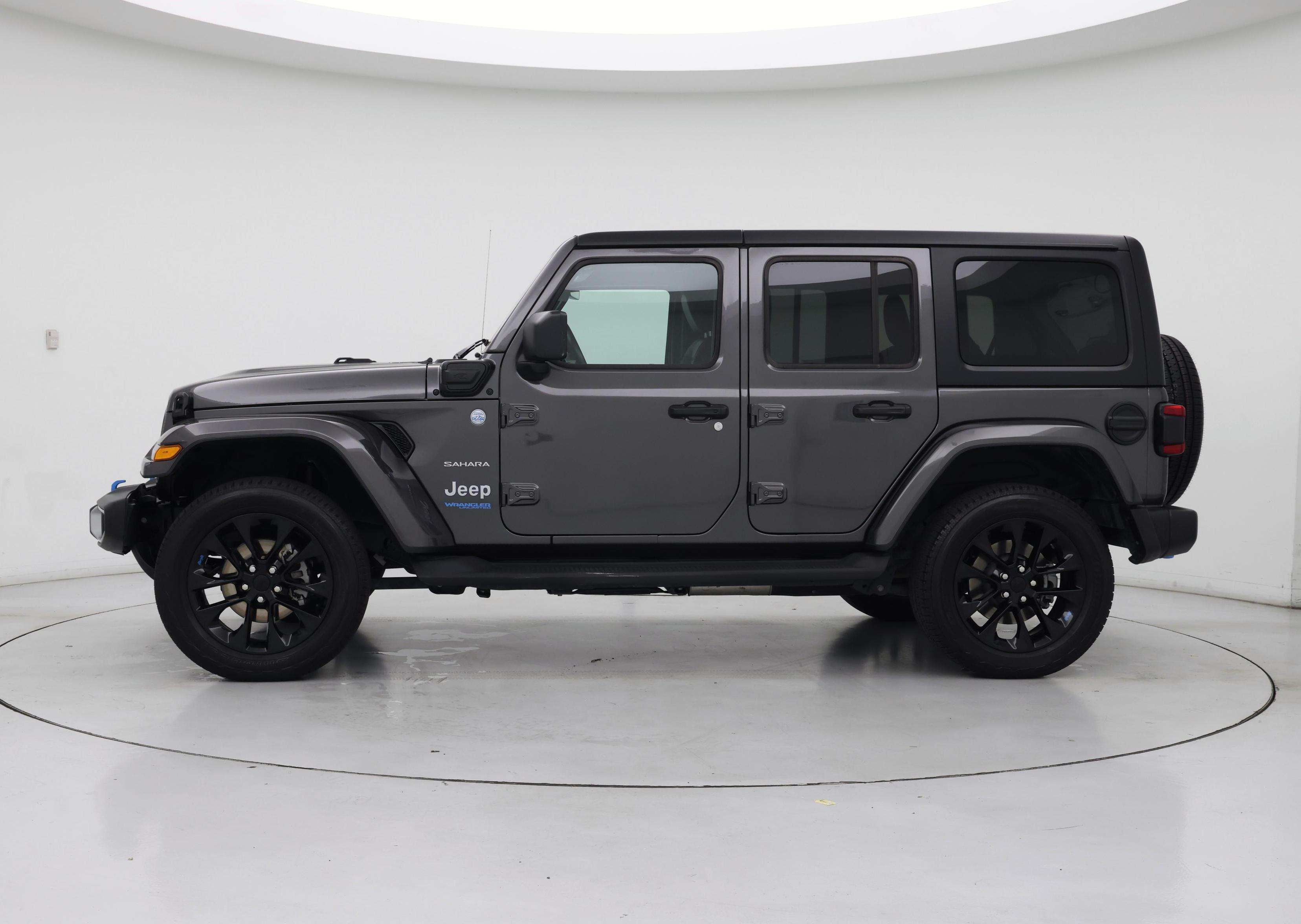 Thumbnail: 2022 Jeep Wrangler - 3