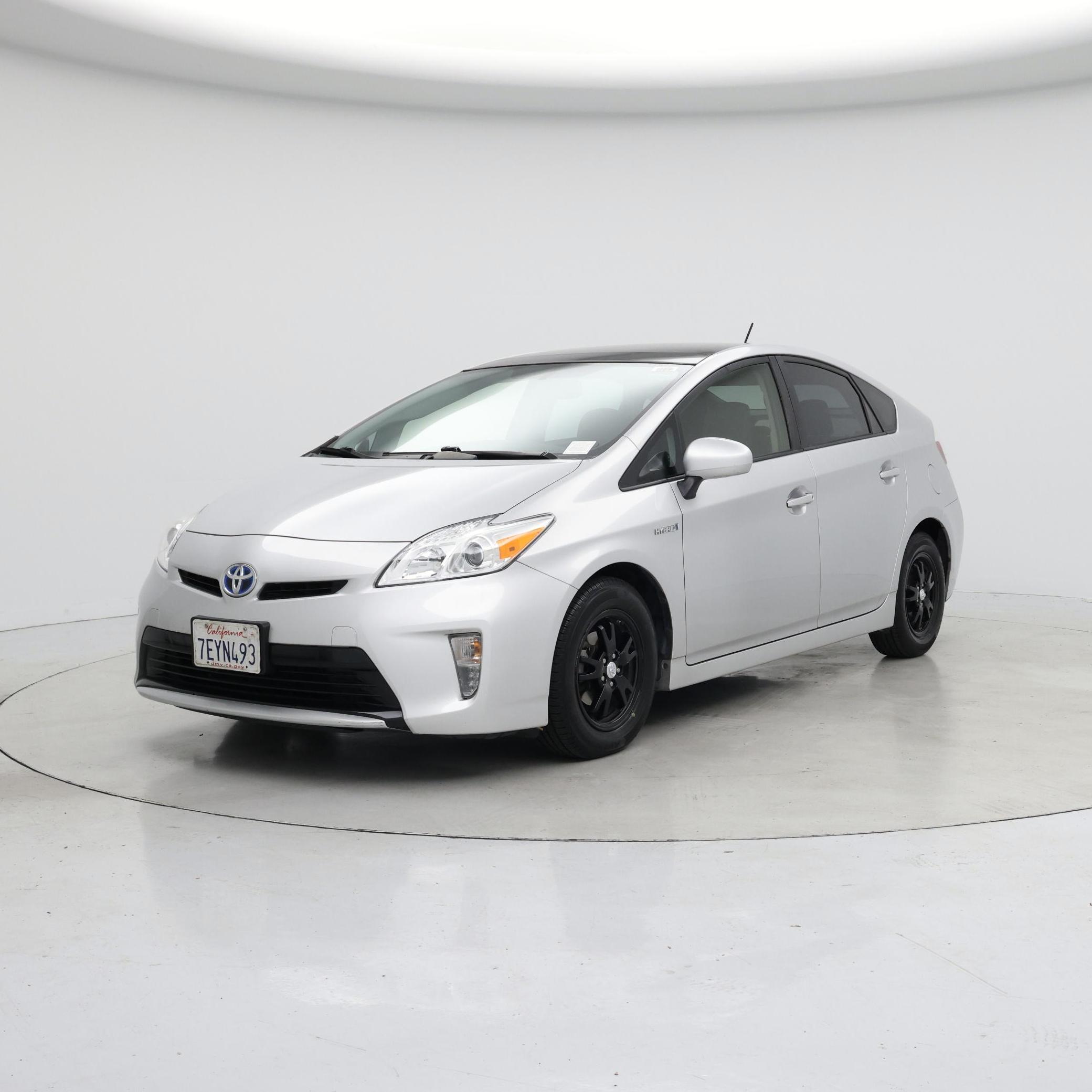 Thumbnail: 2014 Toyota Prius - 4