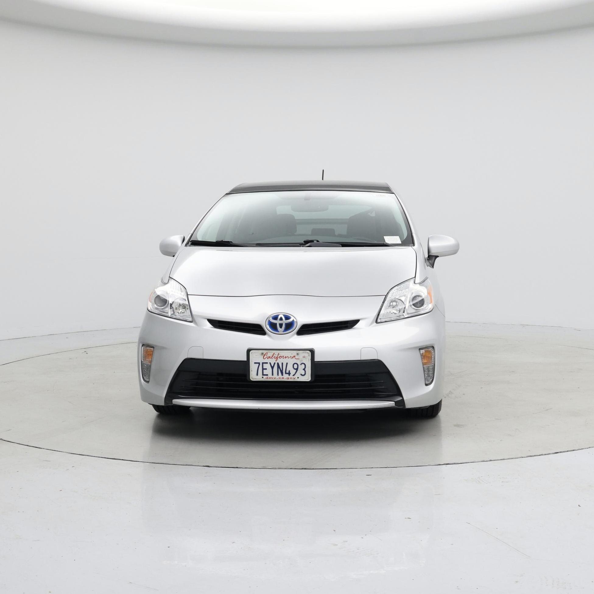 Thumbnail: 2014 Toyota Prius - 5