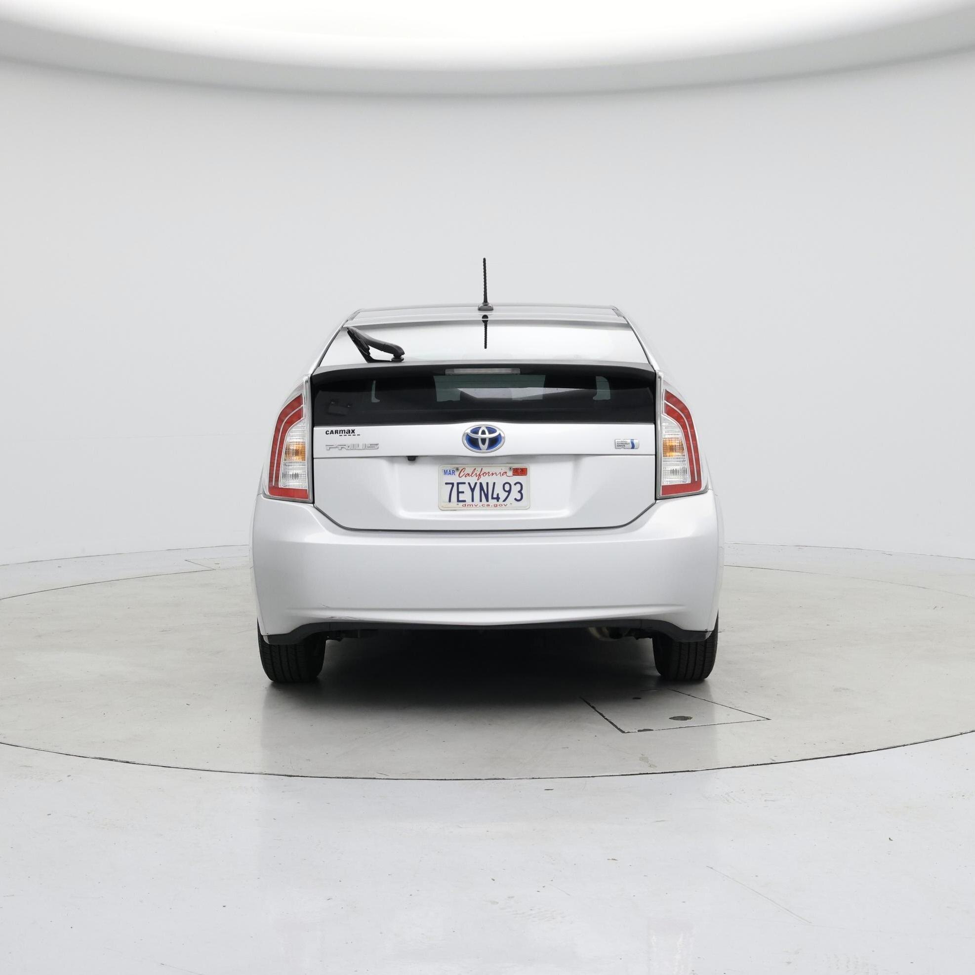 Thumbnail: 2014 Toyota Prius - 6