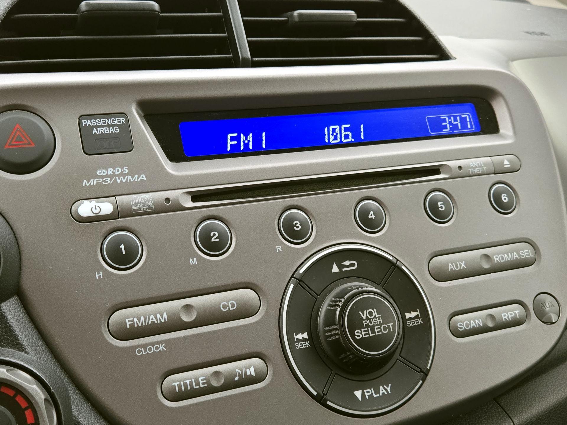 Thumbnail: 2013 Honda Fit - 14