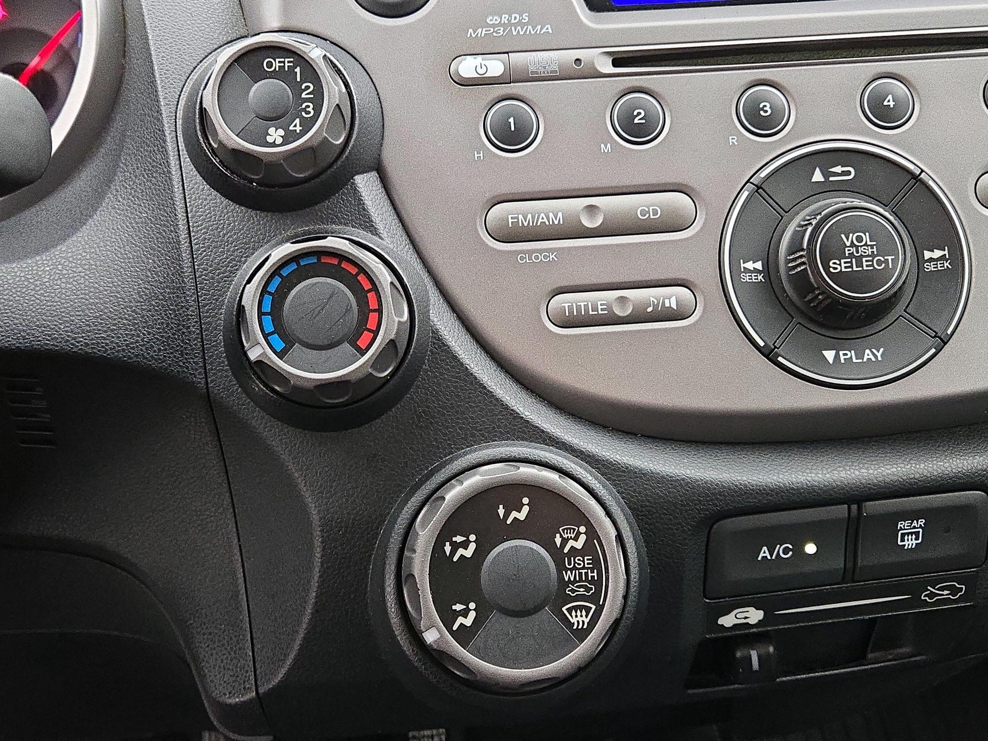 Thumbnail: 2013 Honda Fit - 15
