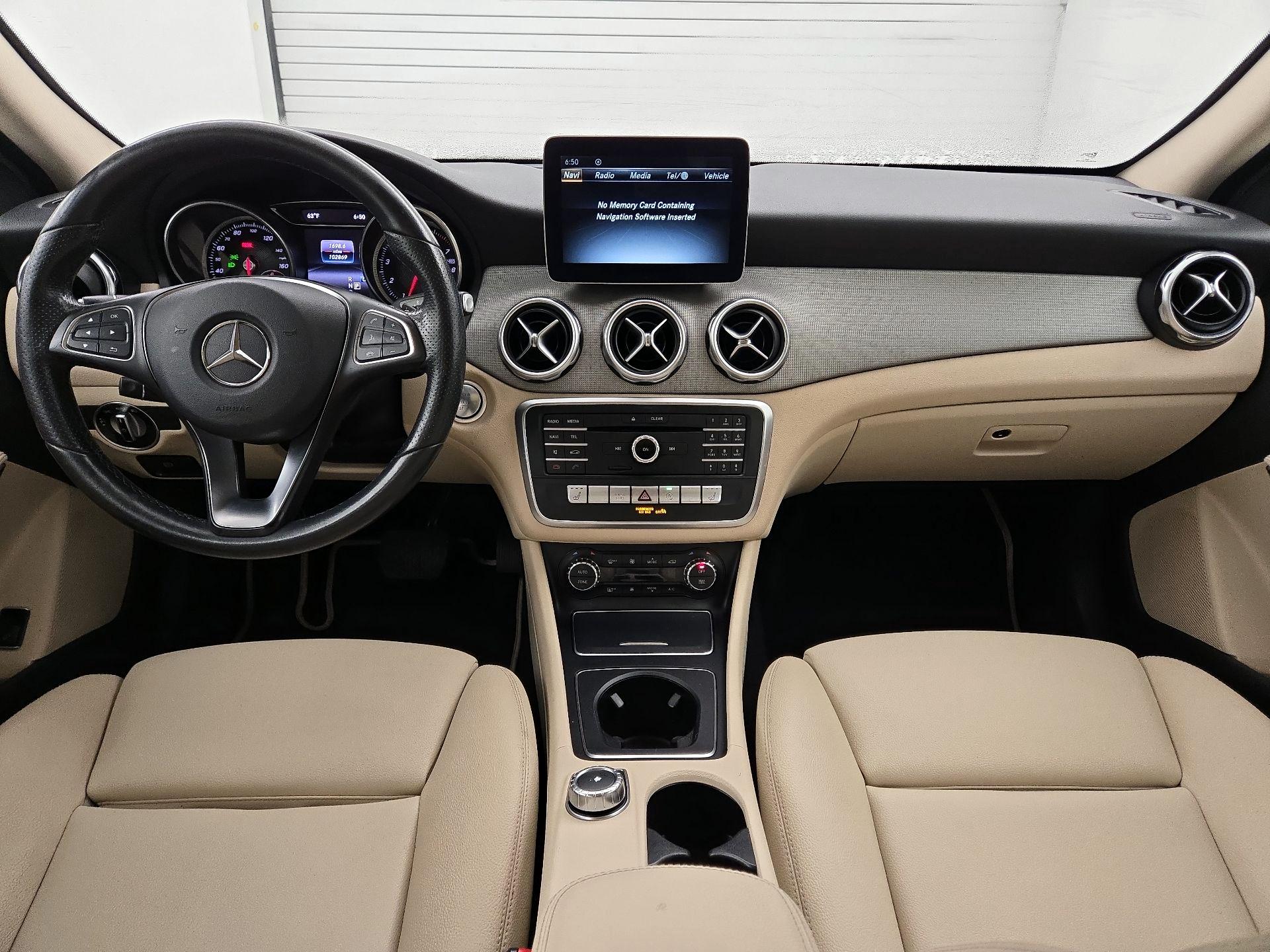 Thumbnail: 2018 Mercedes-Benz GLA - 8
