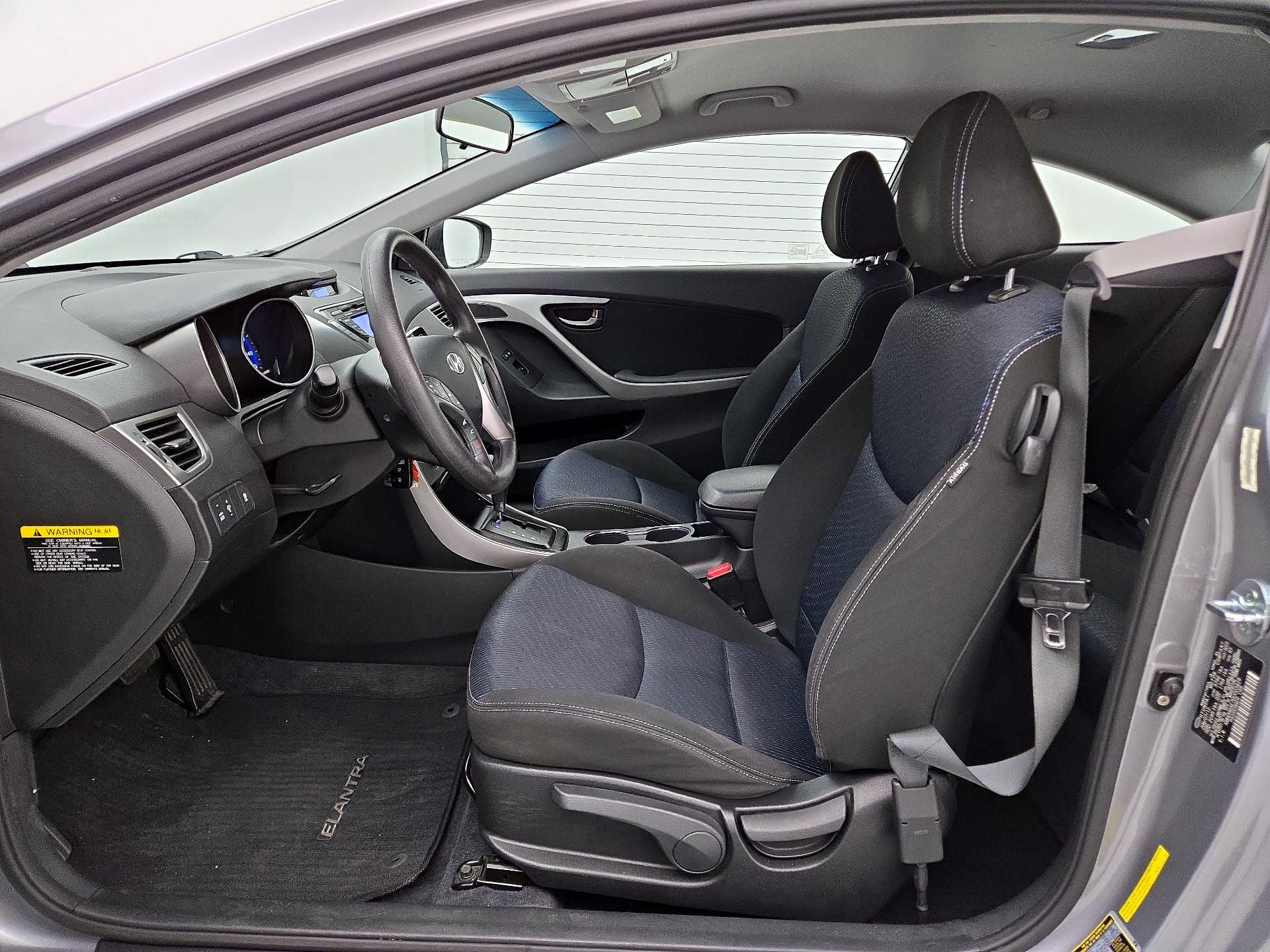 Thumbnail: 2013 Hyundai Elantra - 11