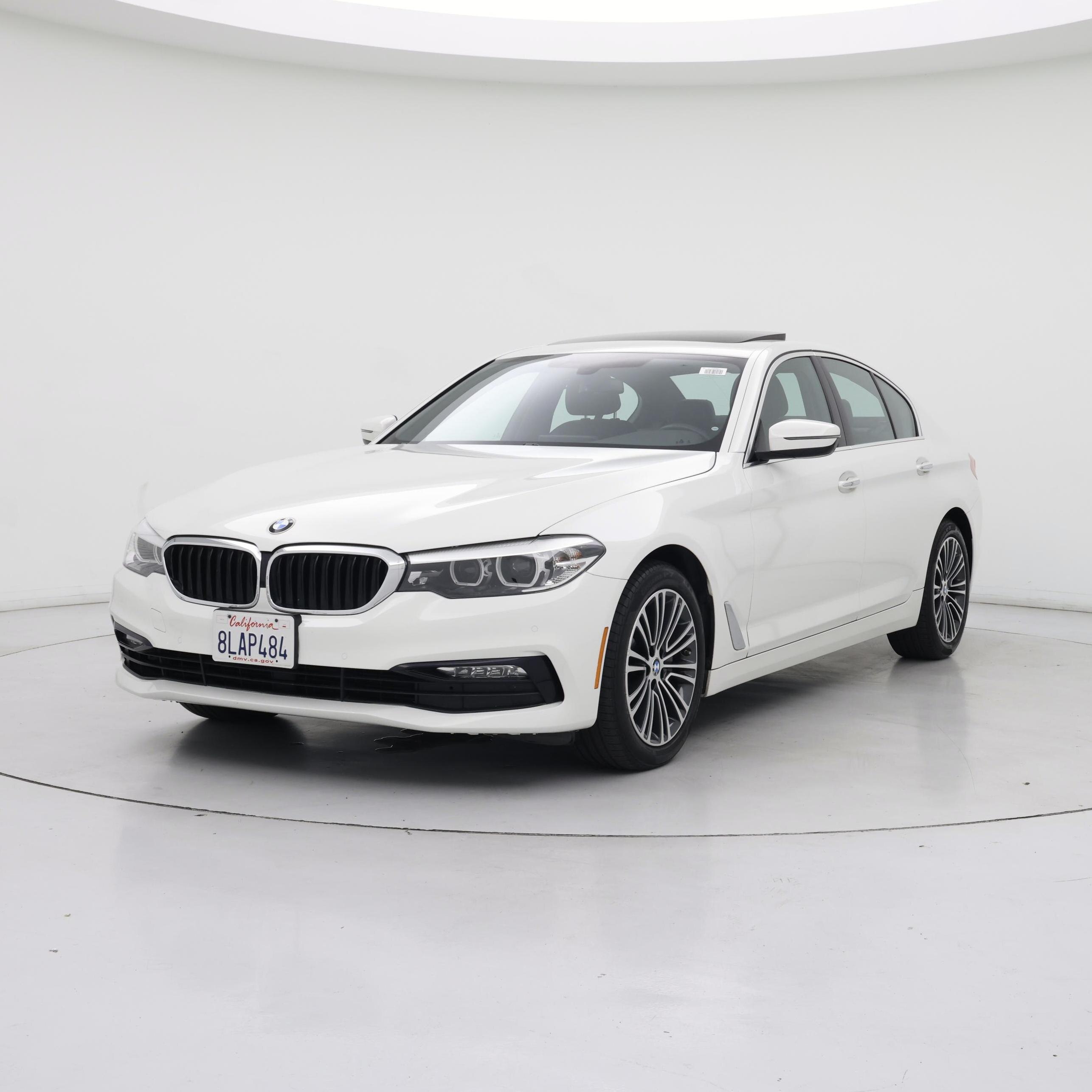 Thumbnail: 2018 BMW 5 Series - 4