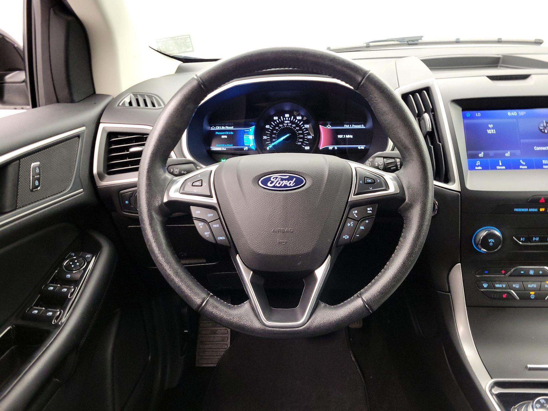 Thumbnail: 2020 Ford Edge - 10