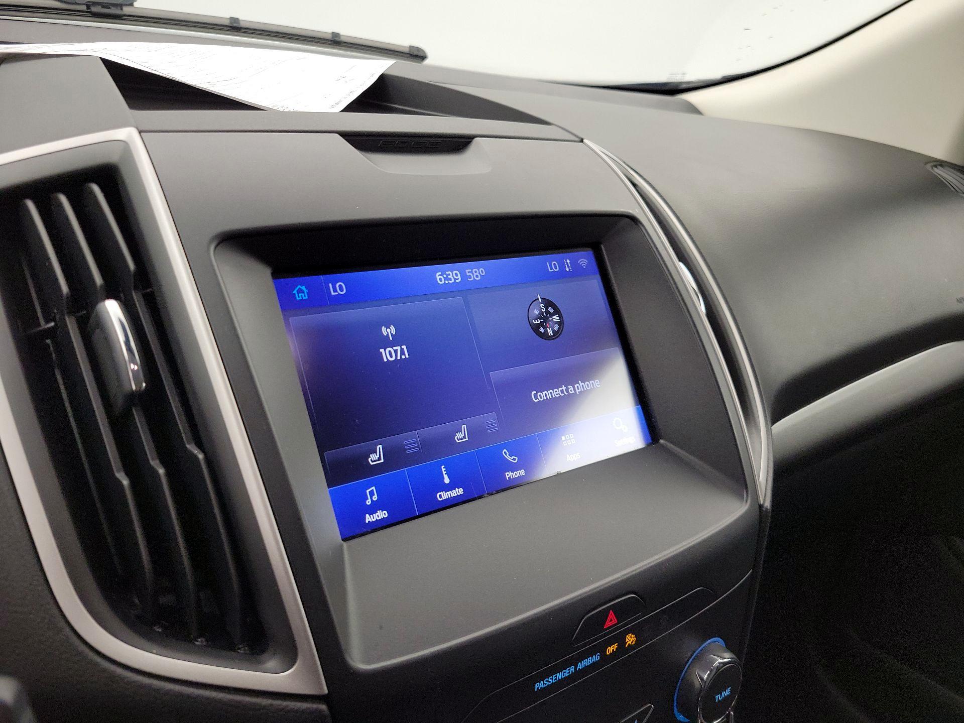 Thumbnail: 2020 Ford Edge - 15