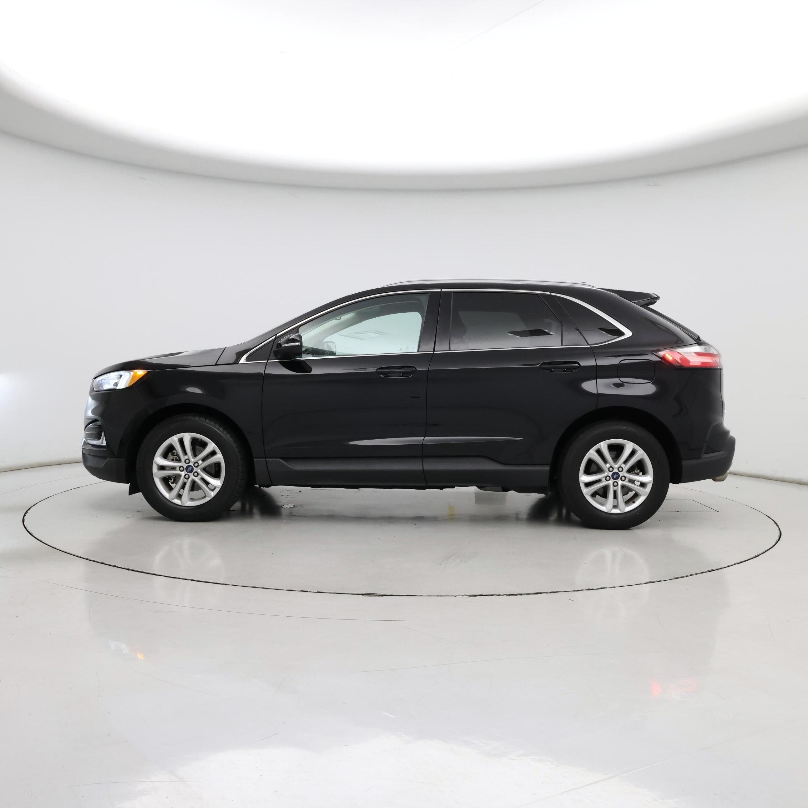 Thumbnail: 2020 Ford Edge - 3