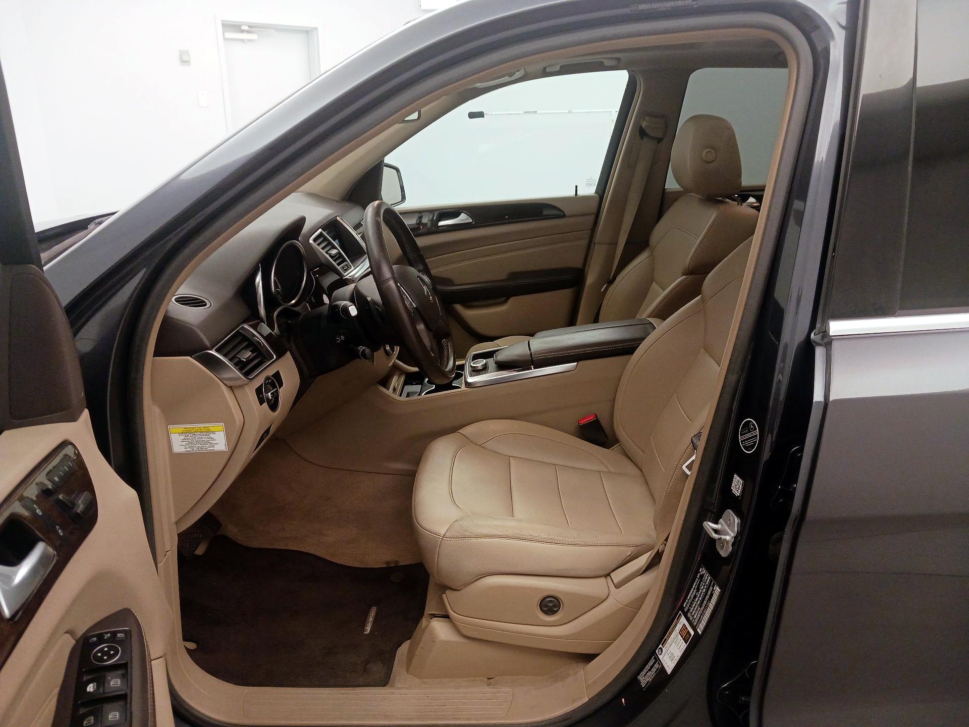 Thumbnail: 2014 Mercedes-Benz M-Class - 11
