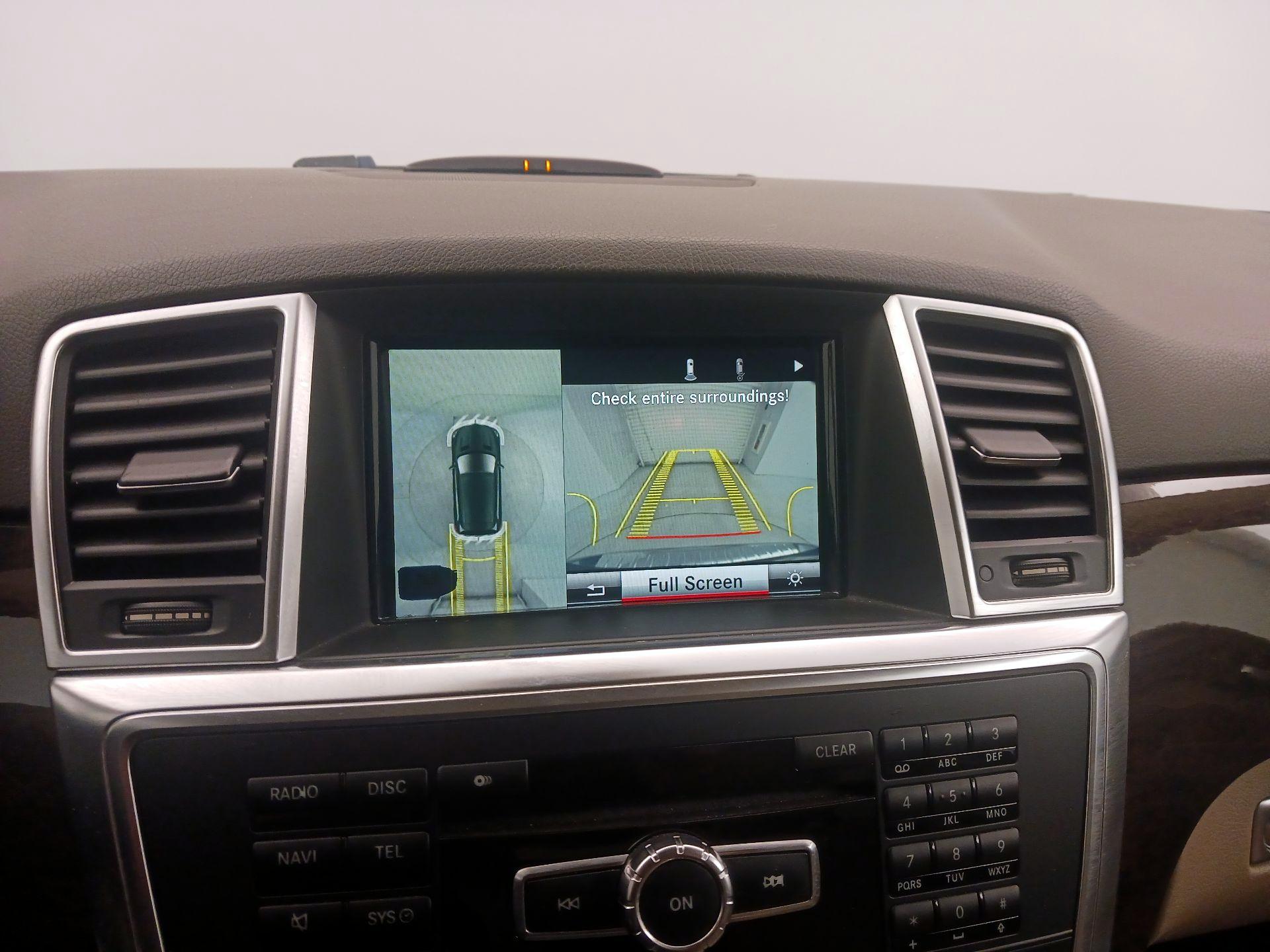 Thumbnail: 2014 Mercedes-Benz M-Class - 14