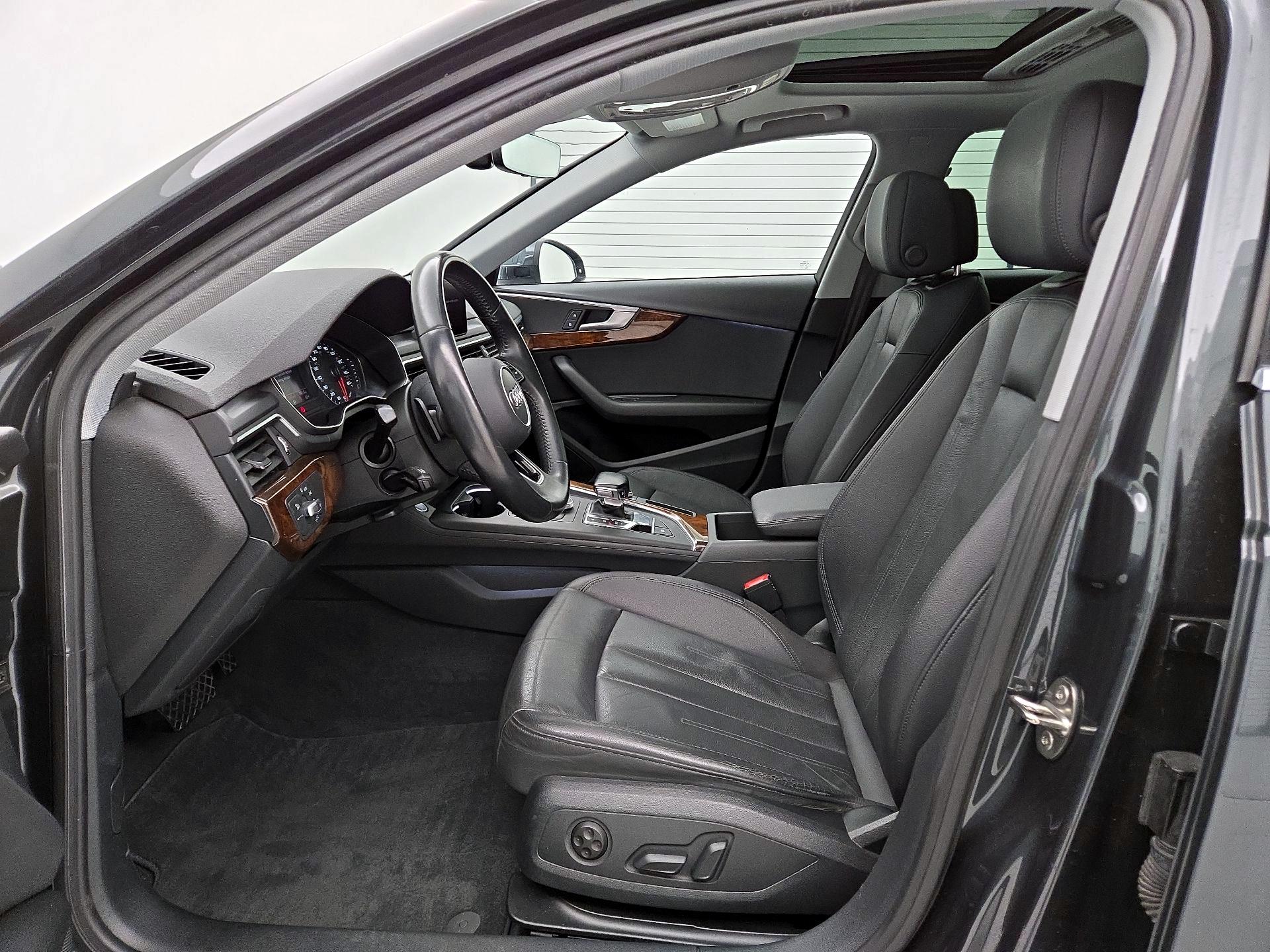Thumbnail: 2019 Audi A4 - 11