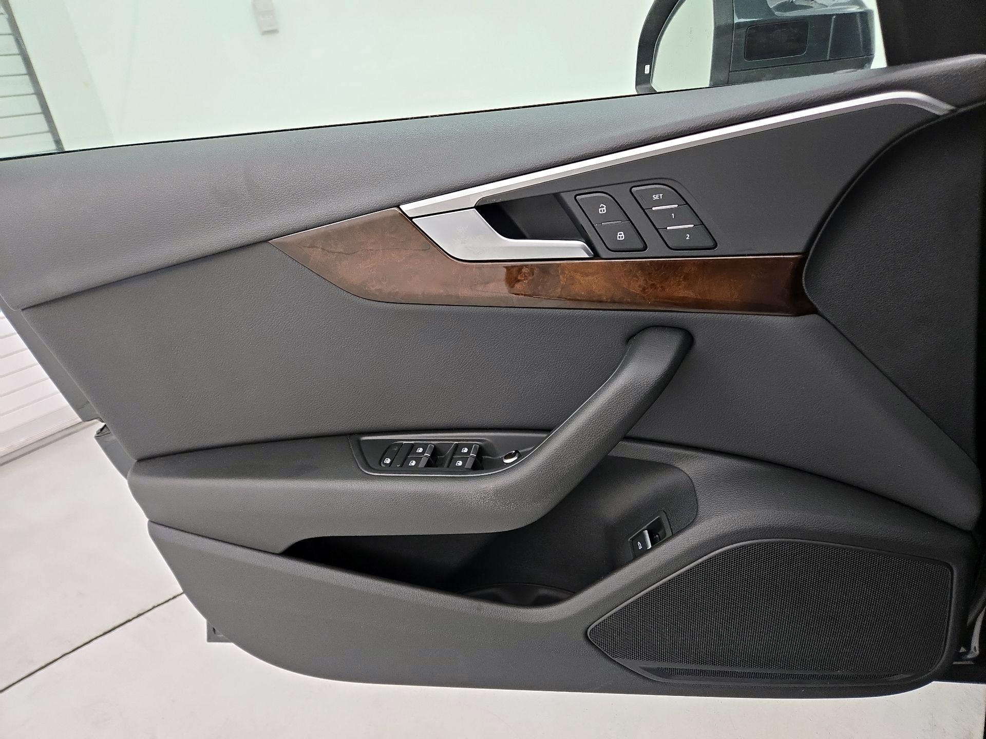 Thumbnail: 2019 Audi A4 - 12