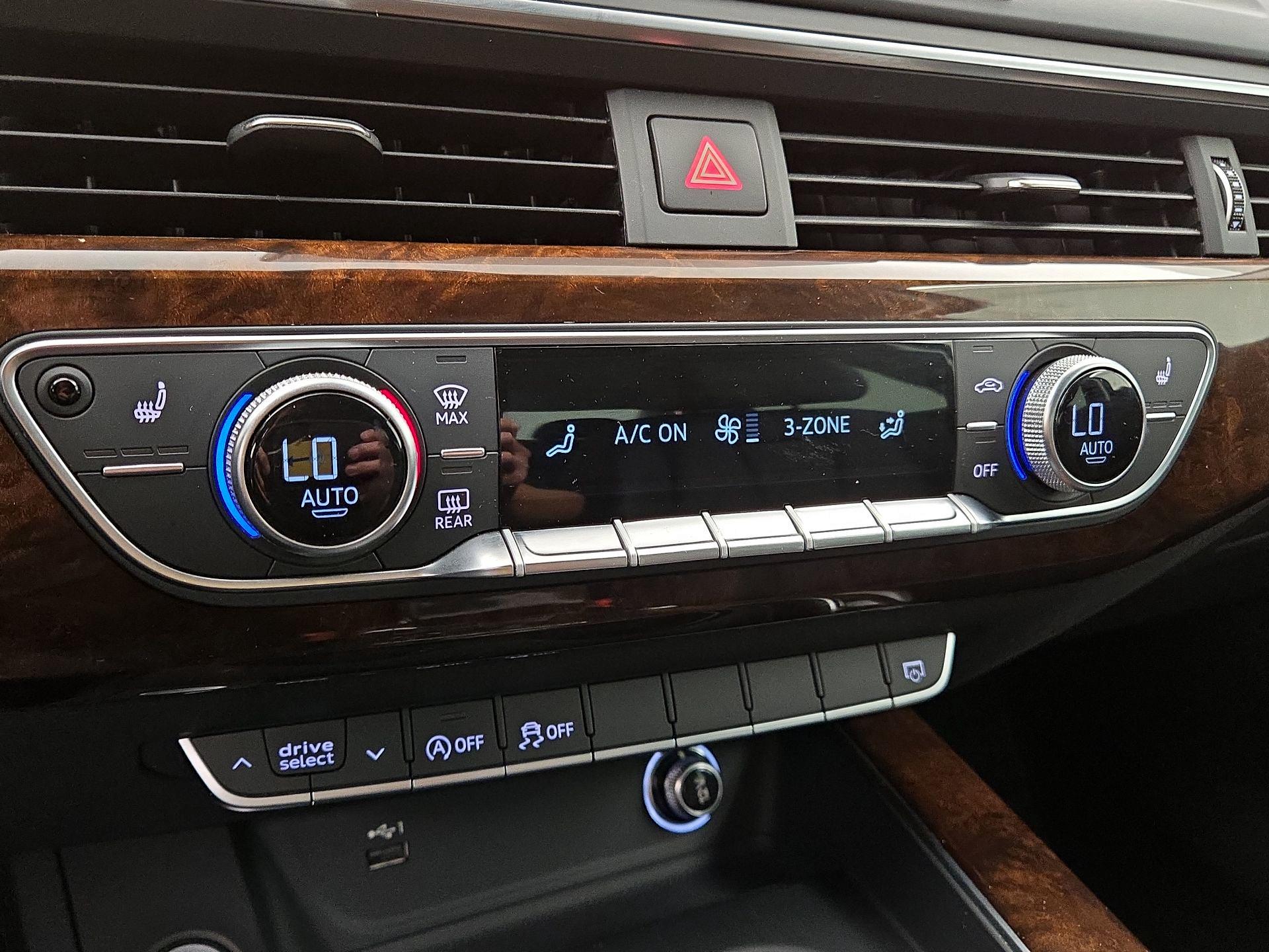 Thumbnail: 2019 Audi A4 - 16