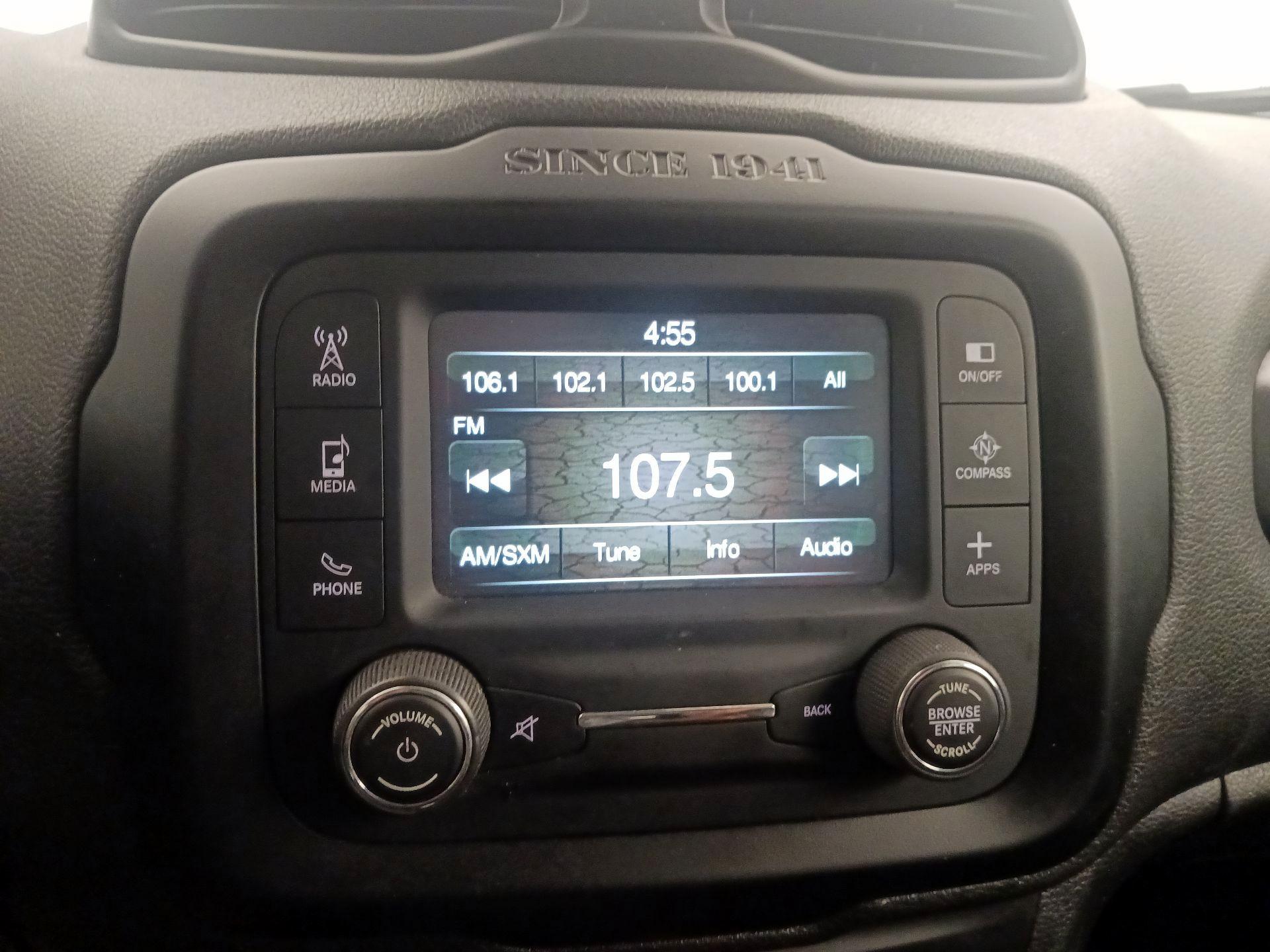 Thumbnail: 2016 Jeep Renegade - 15