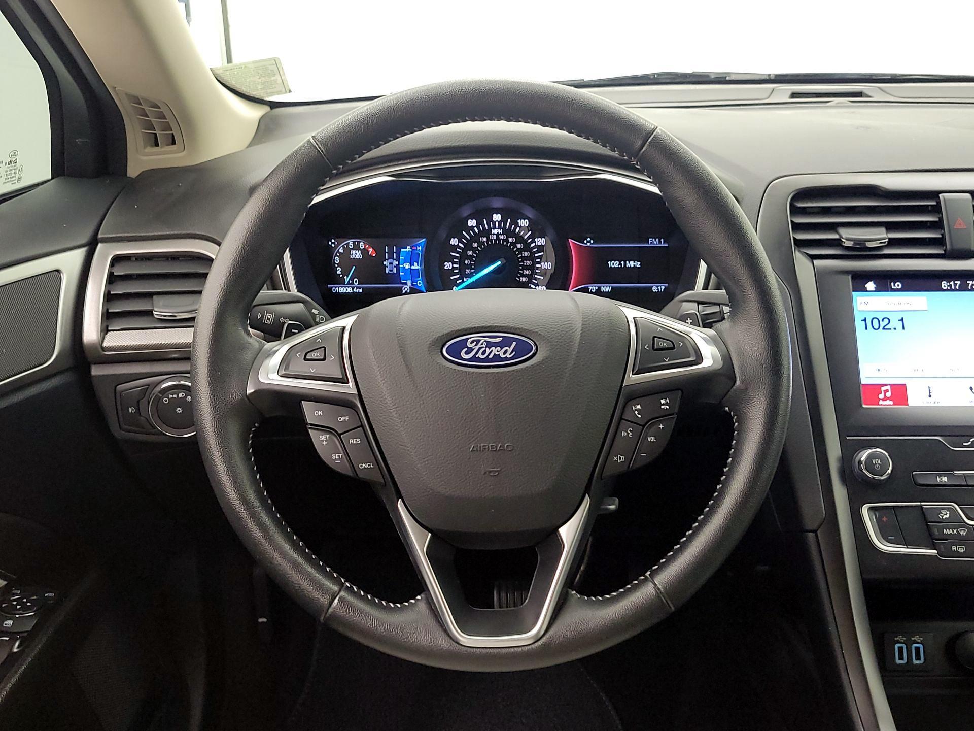 Thumbnail: 2019 Ford Fusion - 10