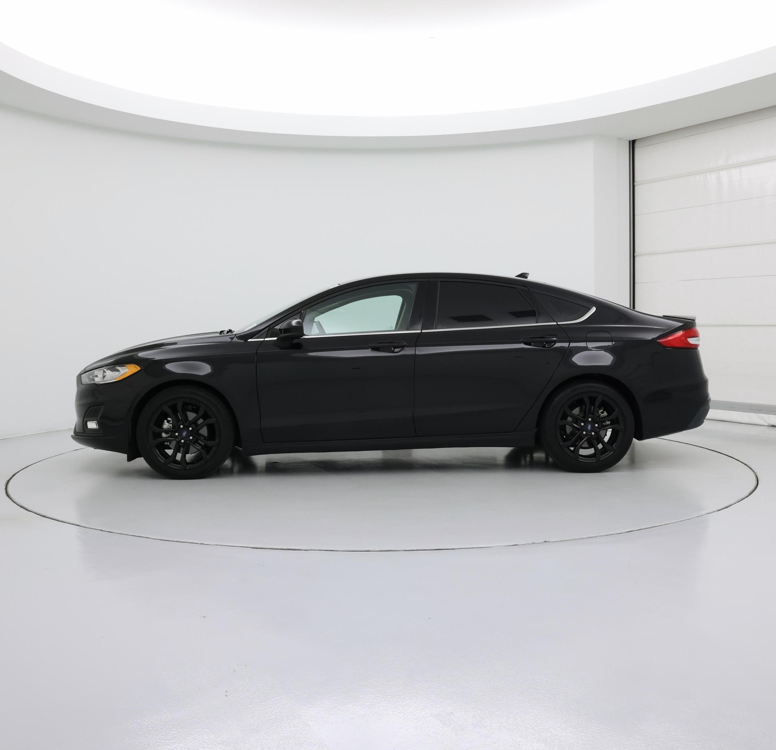 Thumbnail: 2019 Ford Fusion - 3