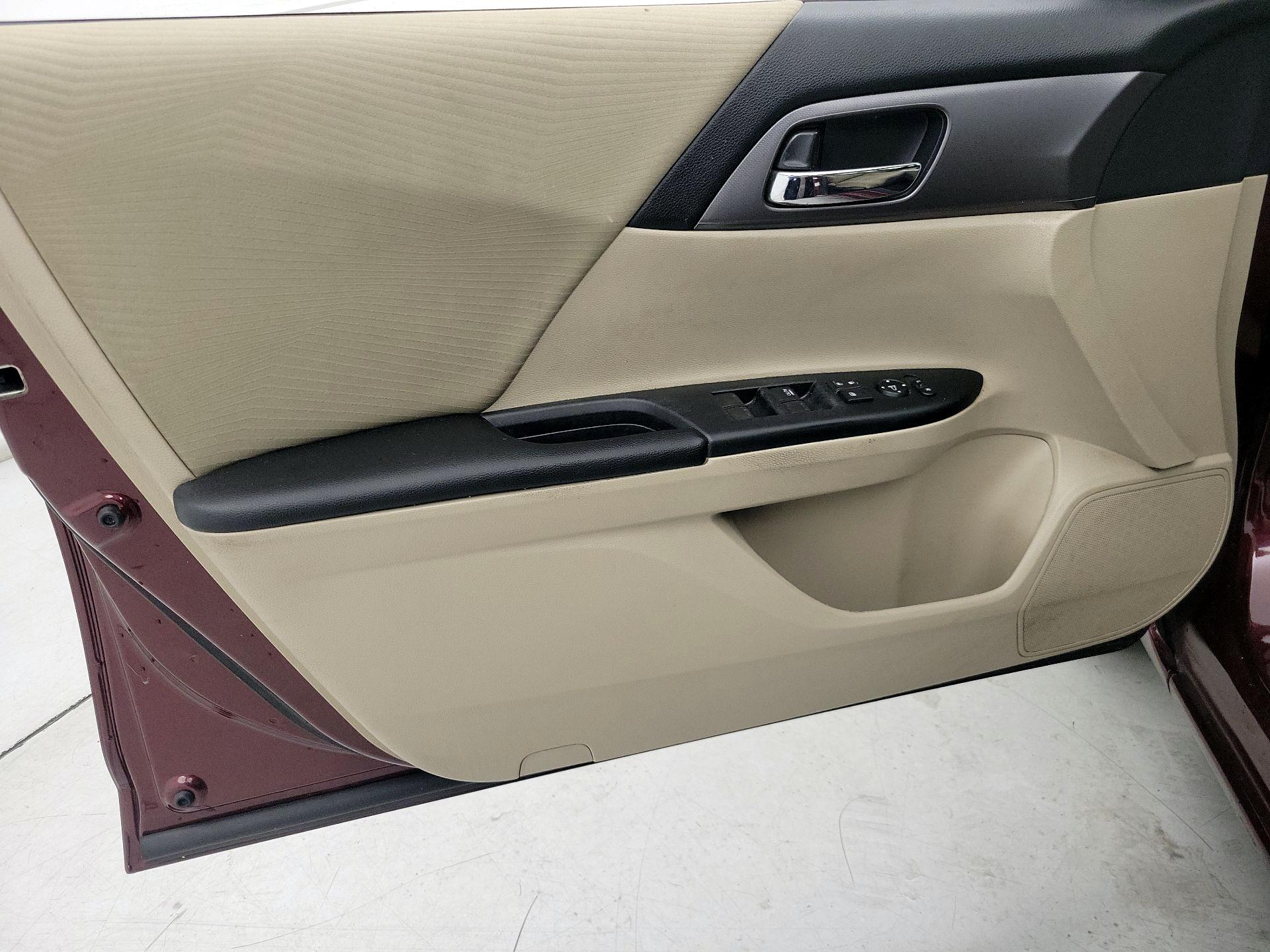 Thumbnail: 2014 Honda Accord - 12