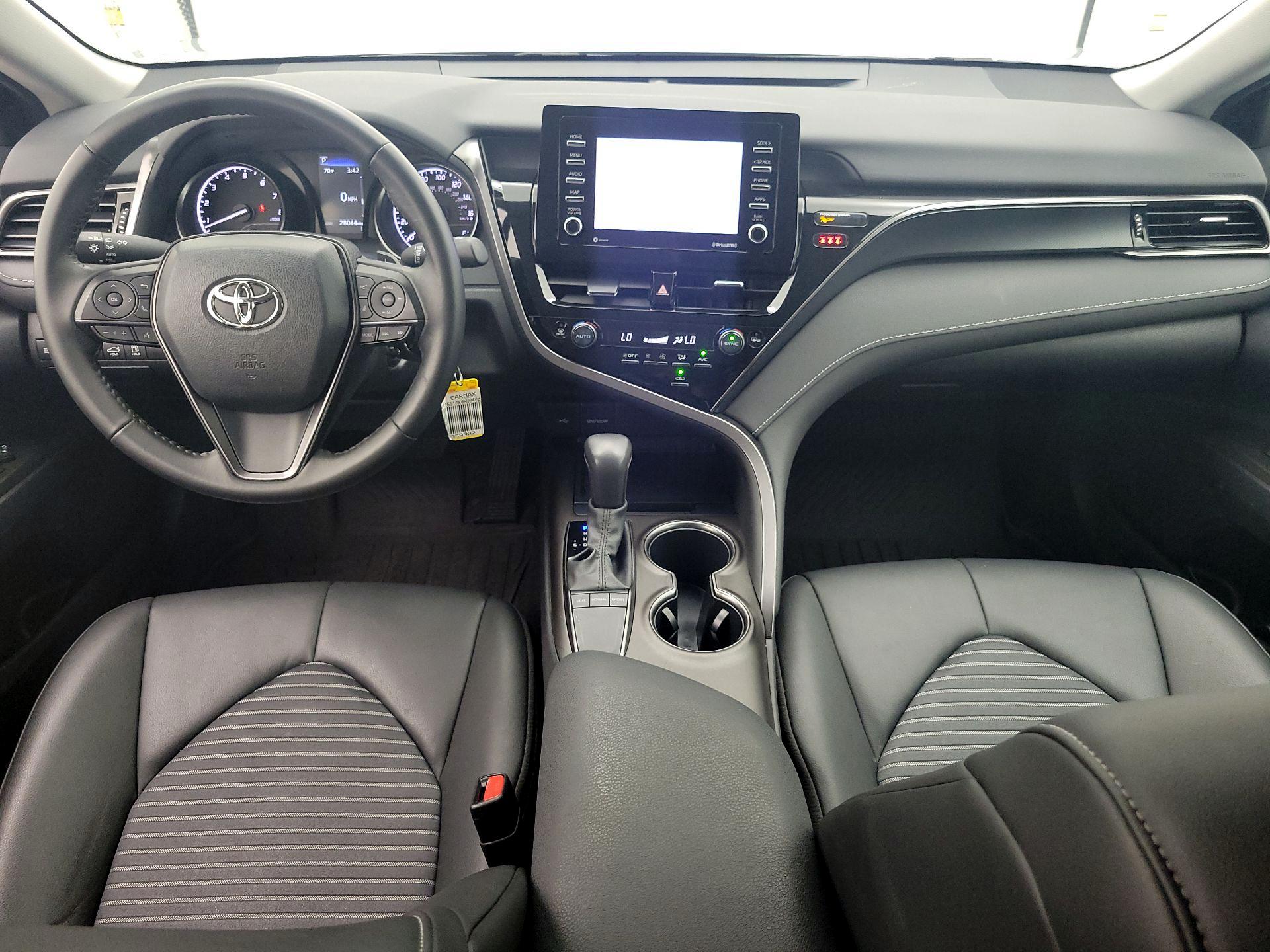 Thumbnail: 2022 Toyota Camry - 9