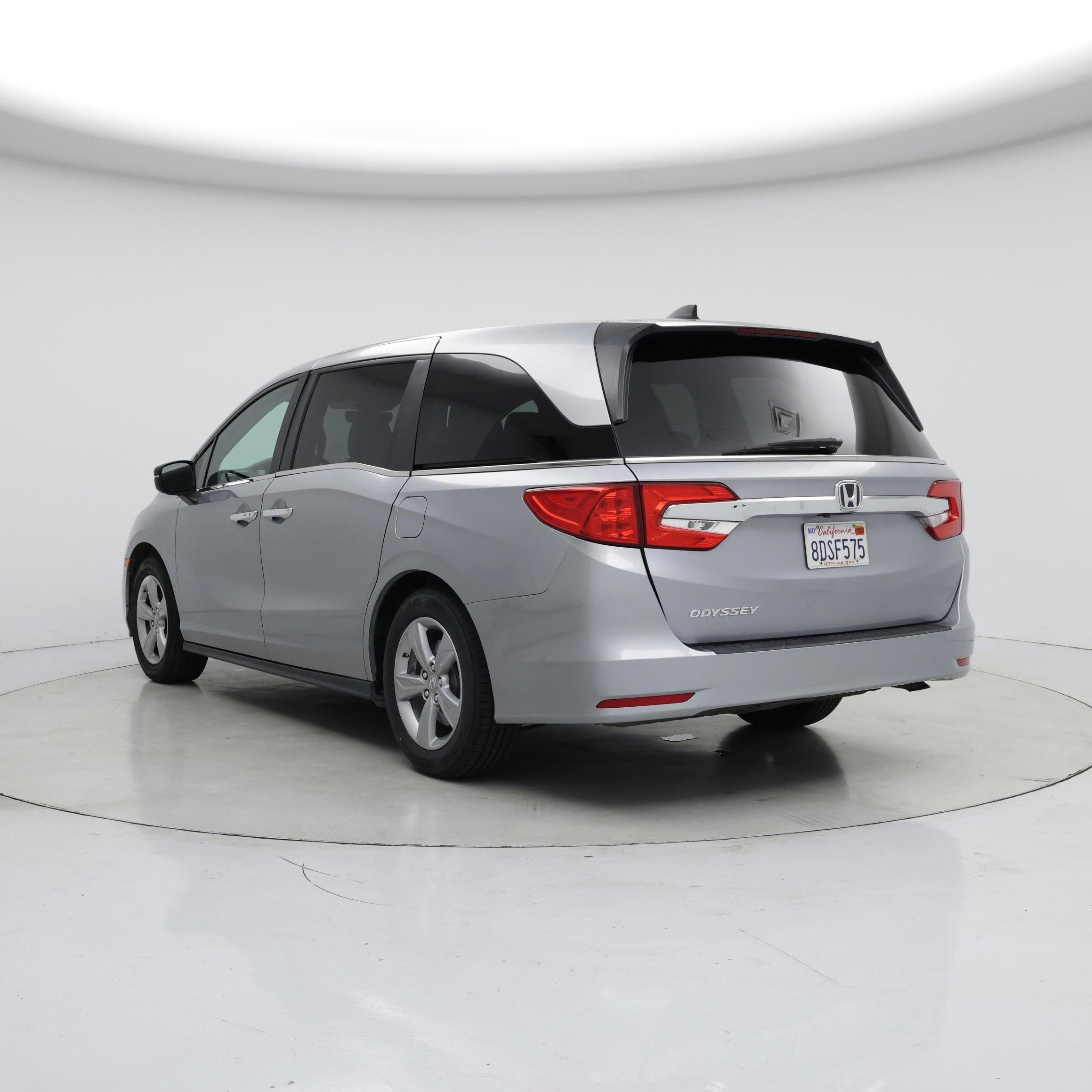 Thumbnail: 2018 Honda Odyssey - 2