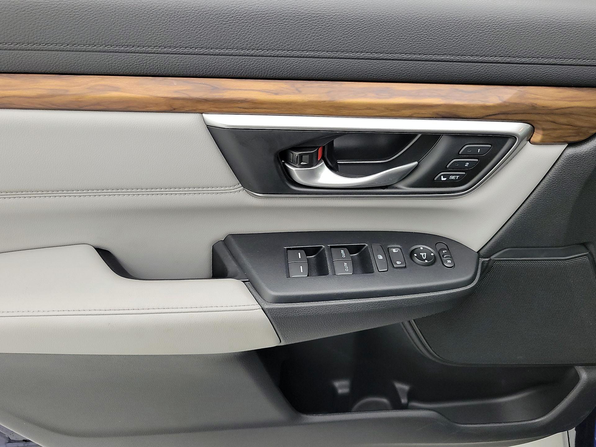 Thumbnail: 2019 Honda CR-V - 12