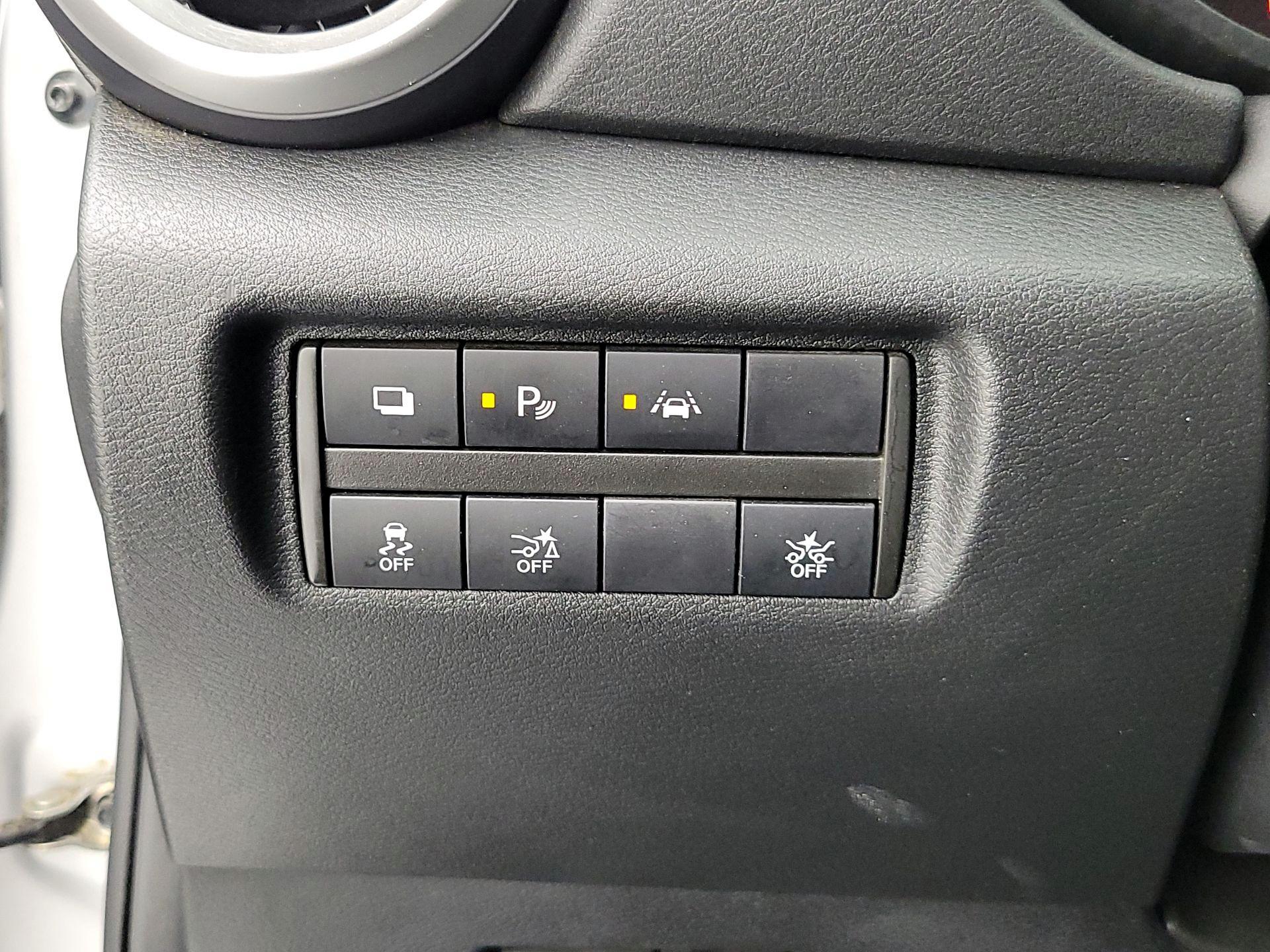 Thumbnail: 2020 Nissan Versa - 13