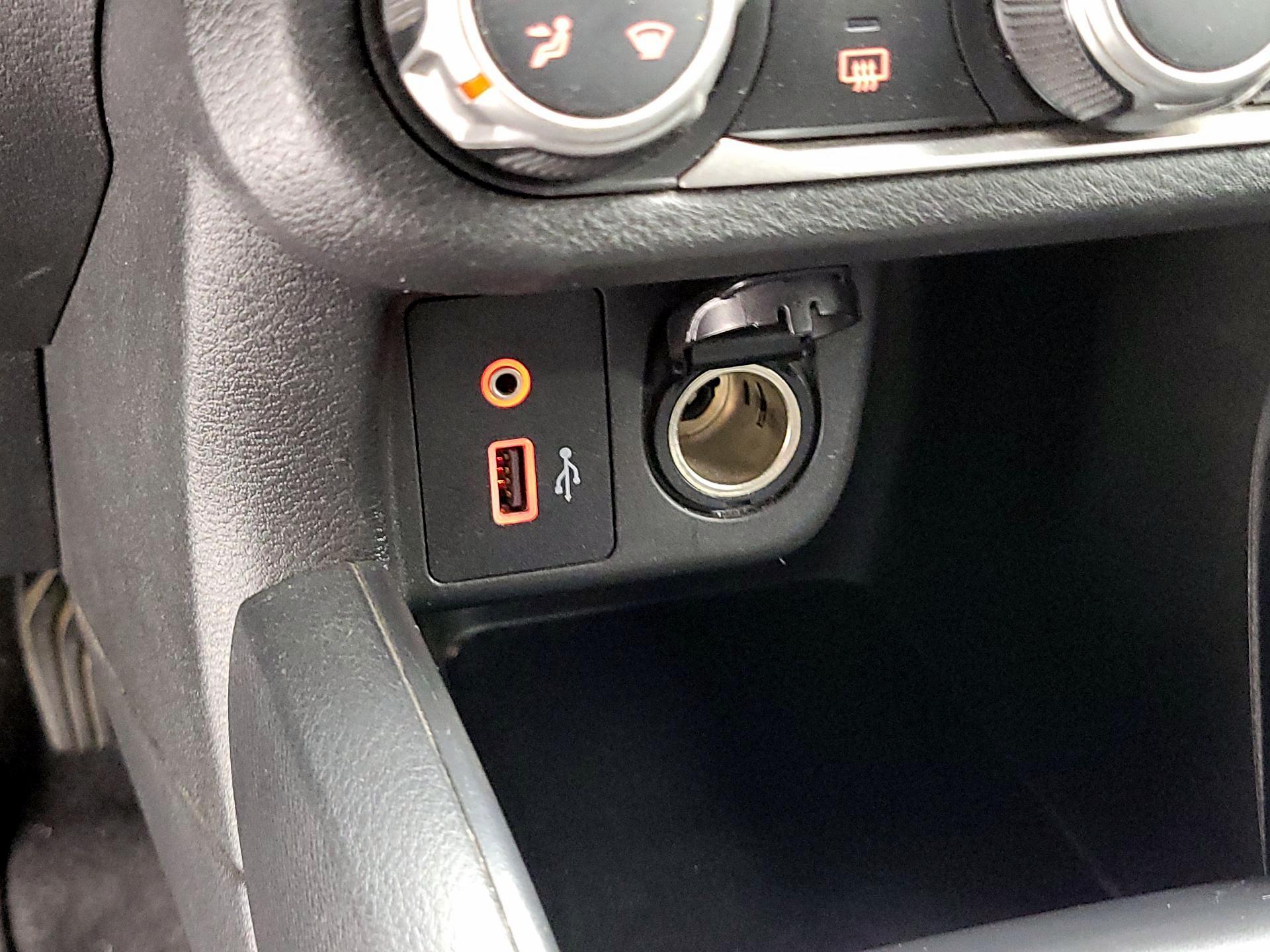 Thumbnail: 2020 Nissan Versa - 18